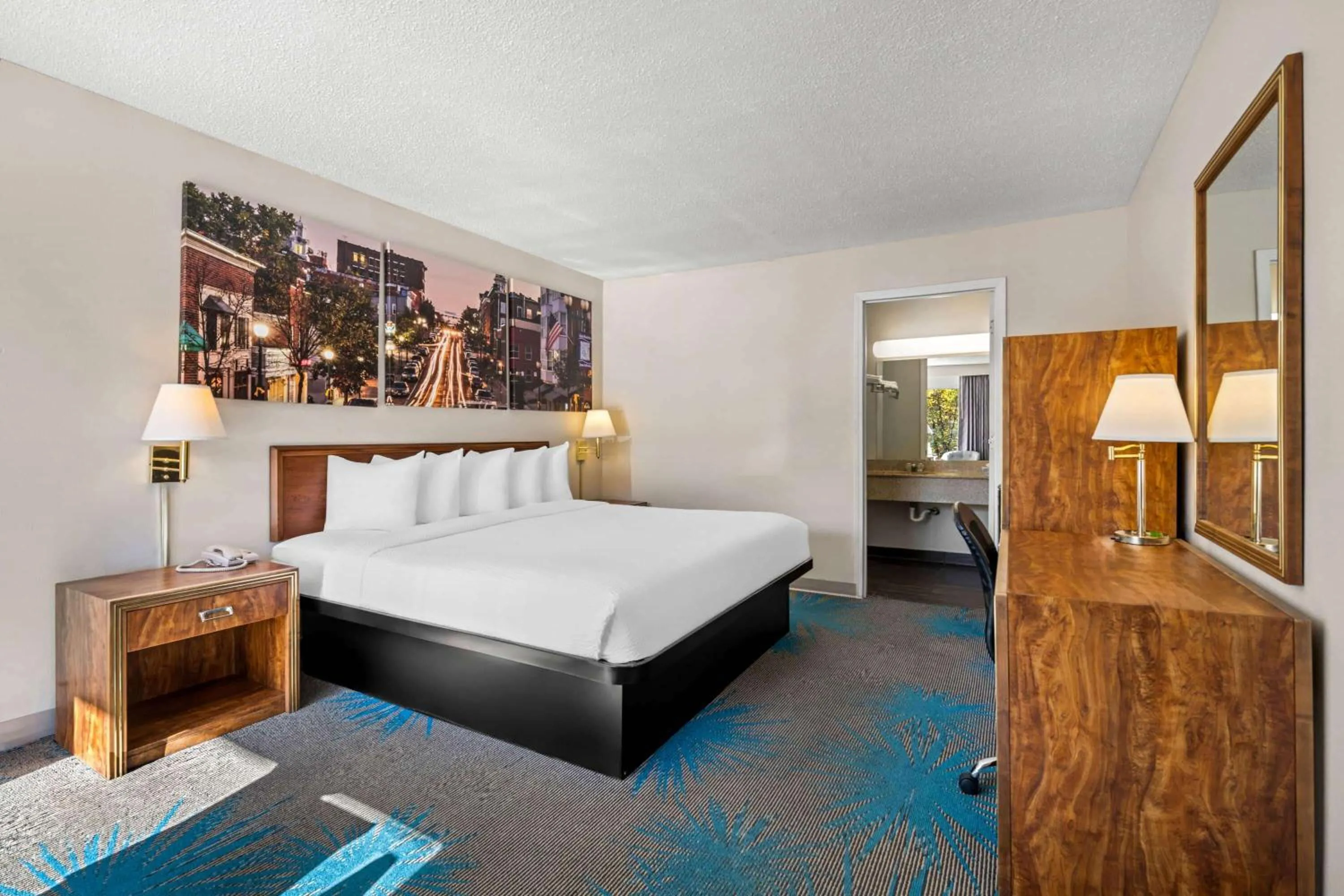 Bed in Days Inn by Wyndham Dubuque