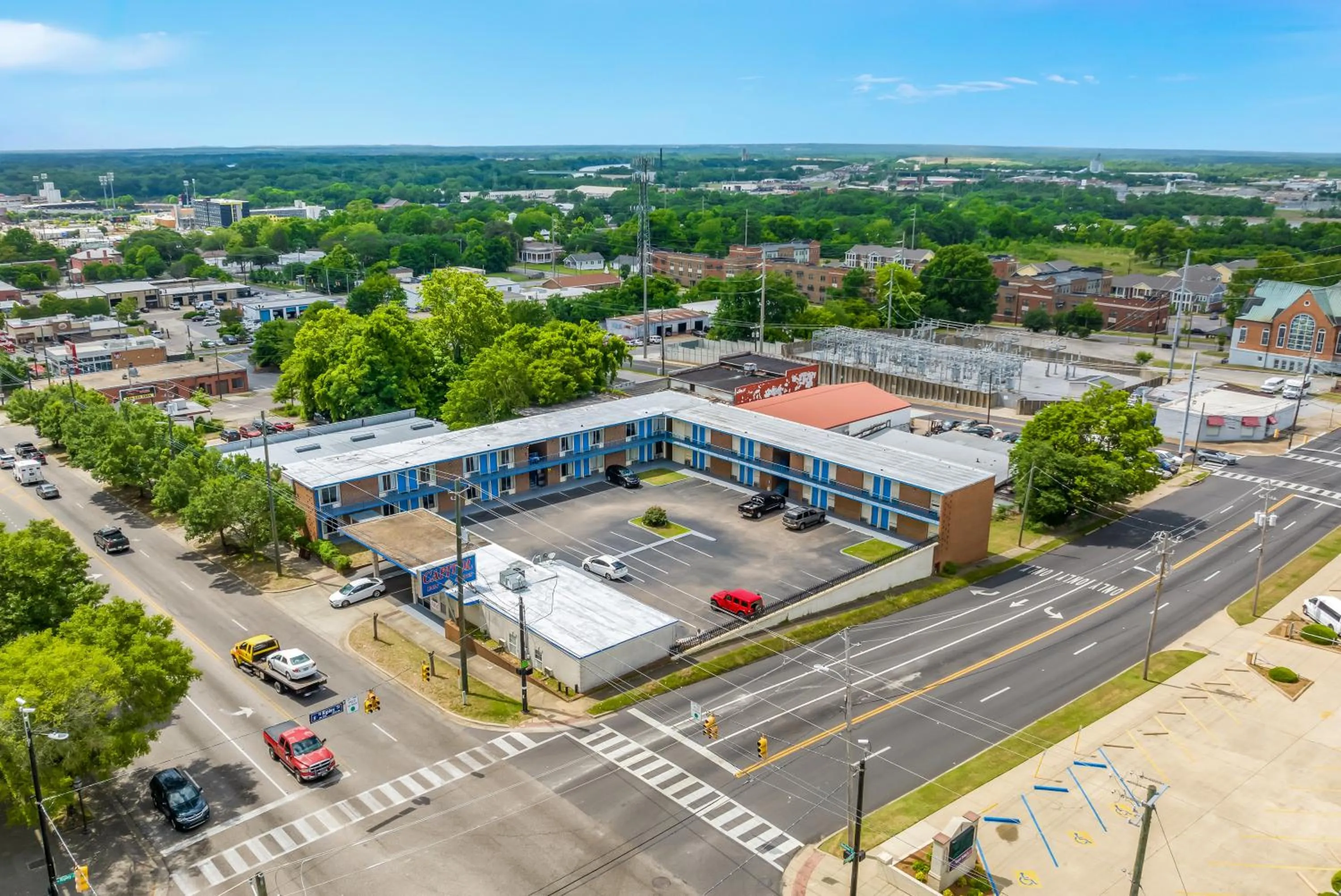 Property building in Capitol Inn and Suites