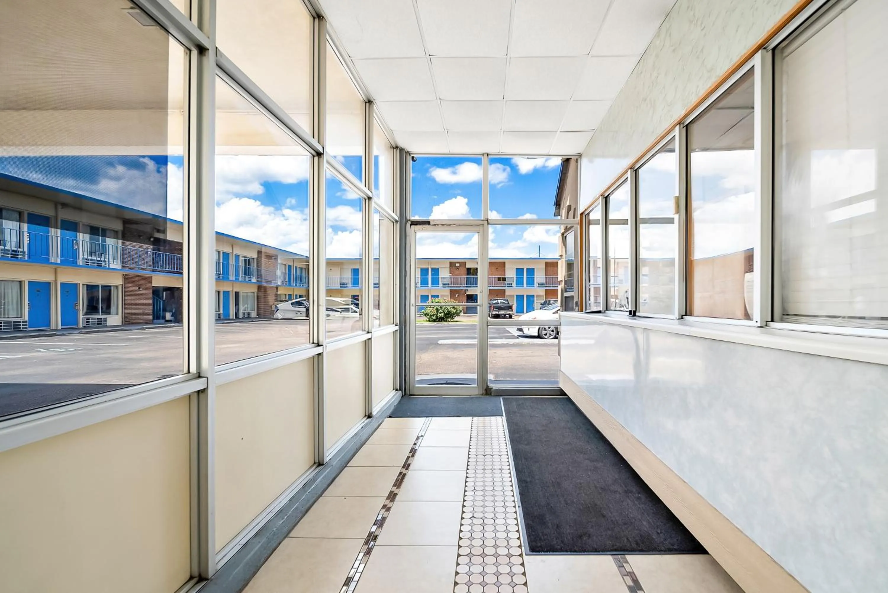 Property building in Capitol Inn and Suites