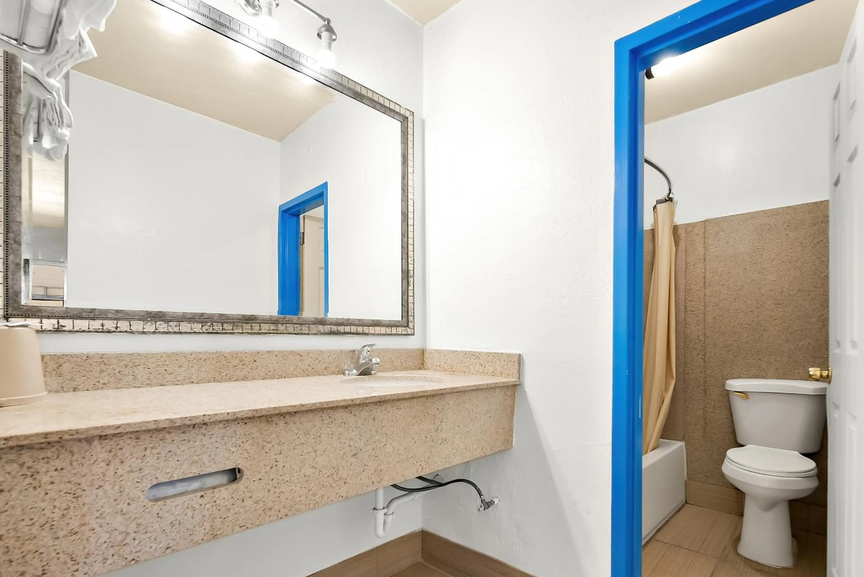 Bathroom in Capitol Inn and Suites