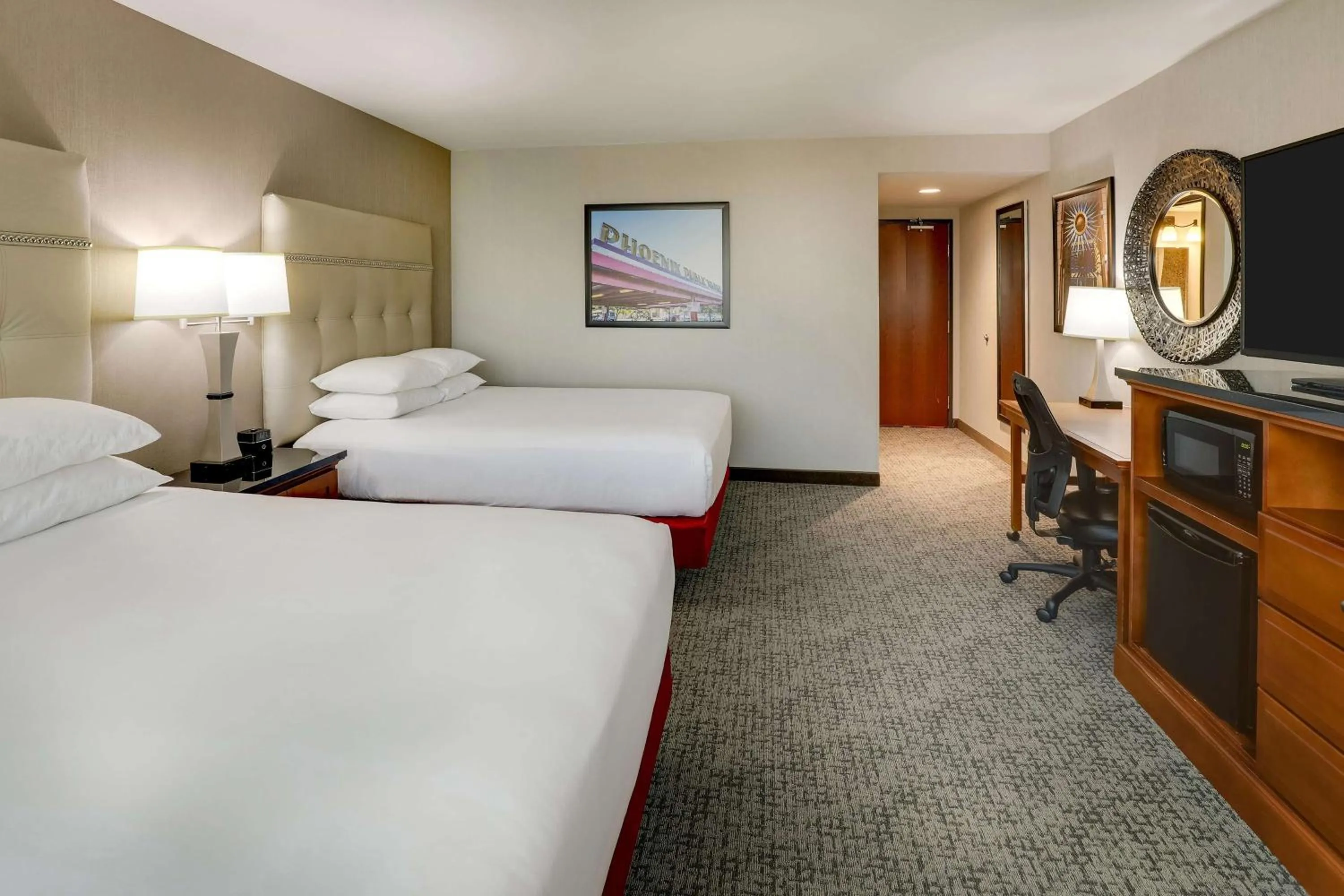 Bedroom, Bed in Drury Inn & Suites Phoenix Airport
