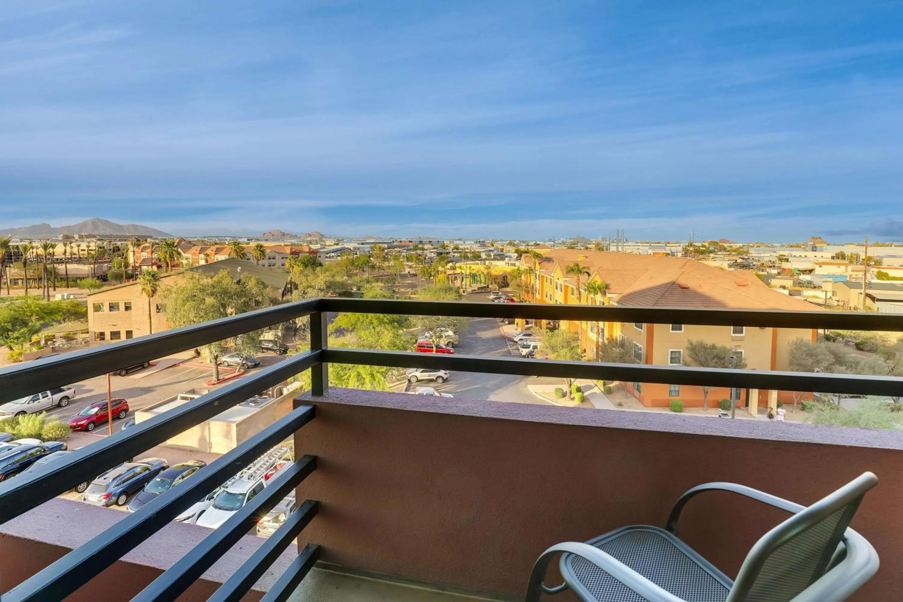 Bedroom in Drury Inn & Suites Phoenix Airport
