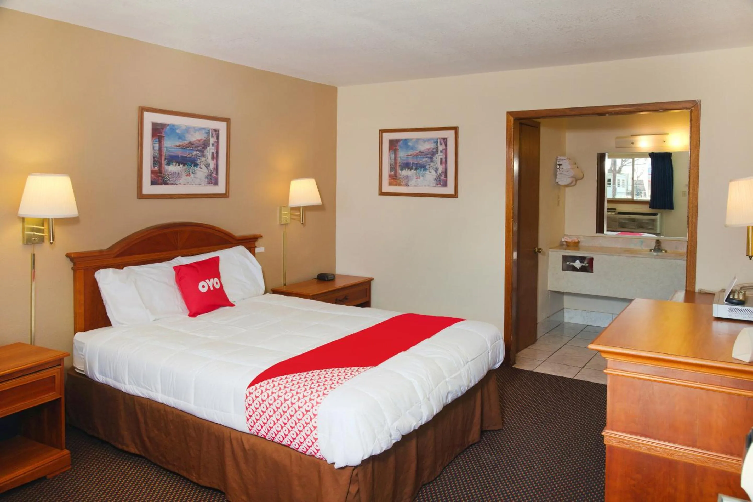 Bedroom, Bed in OYO Hotel Guymon OK US-54