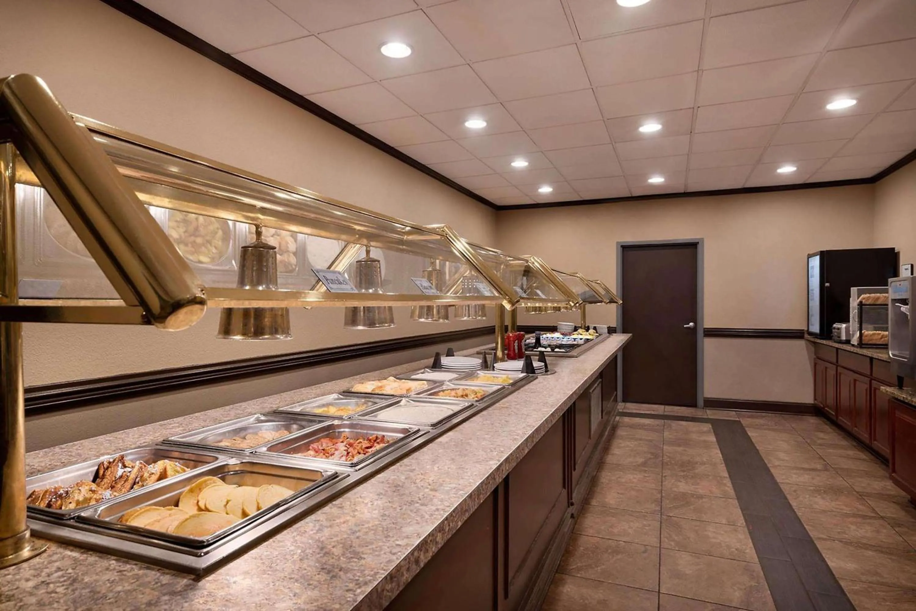 Restaurant/places to eat in Baymont by Wyndham Culpeper