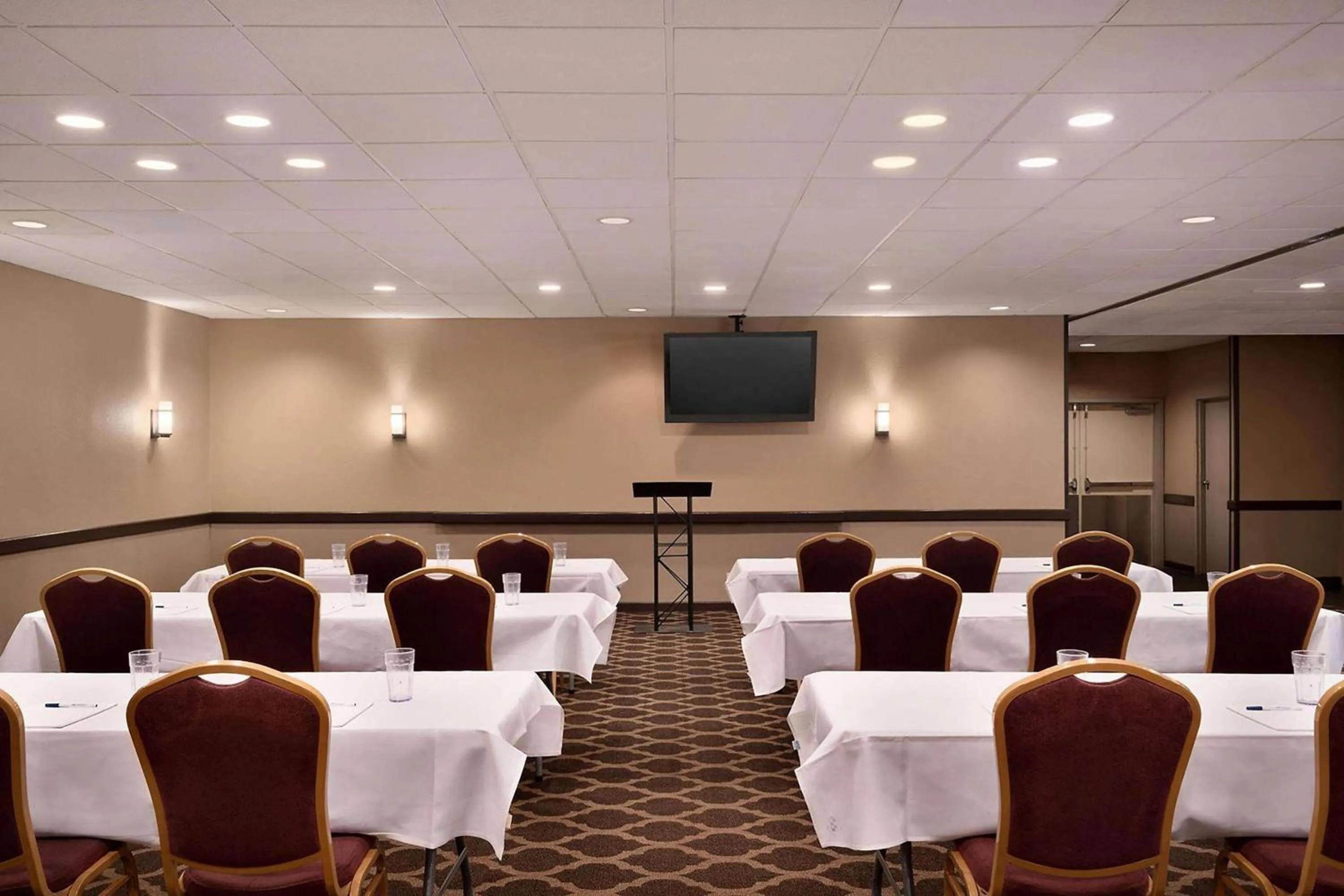 Meeting/conference room in Baymont by Wyndham Culpeper