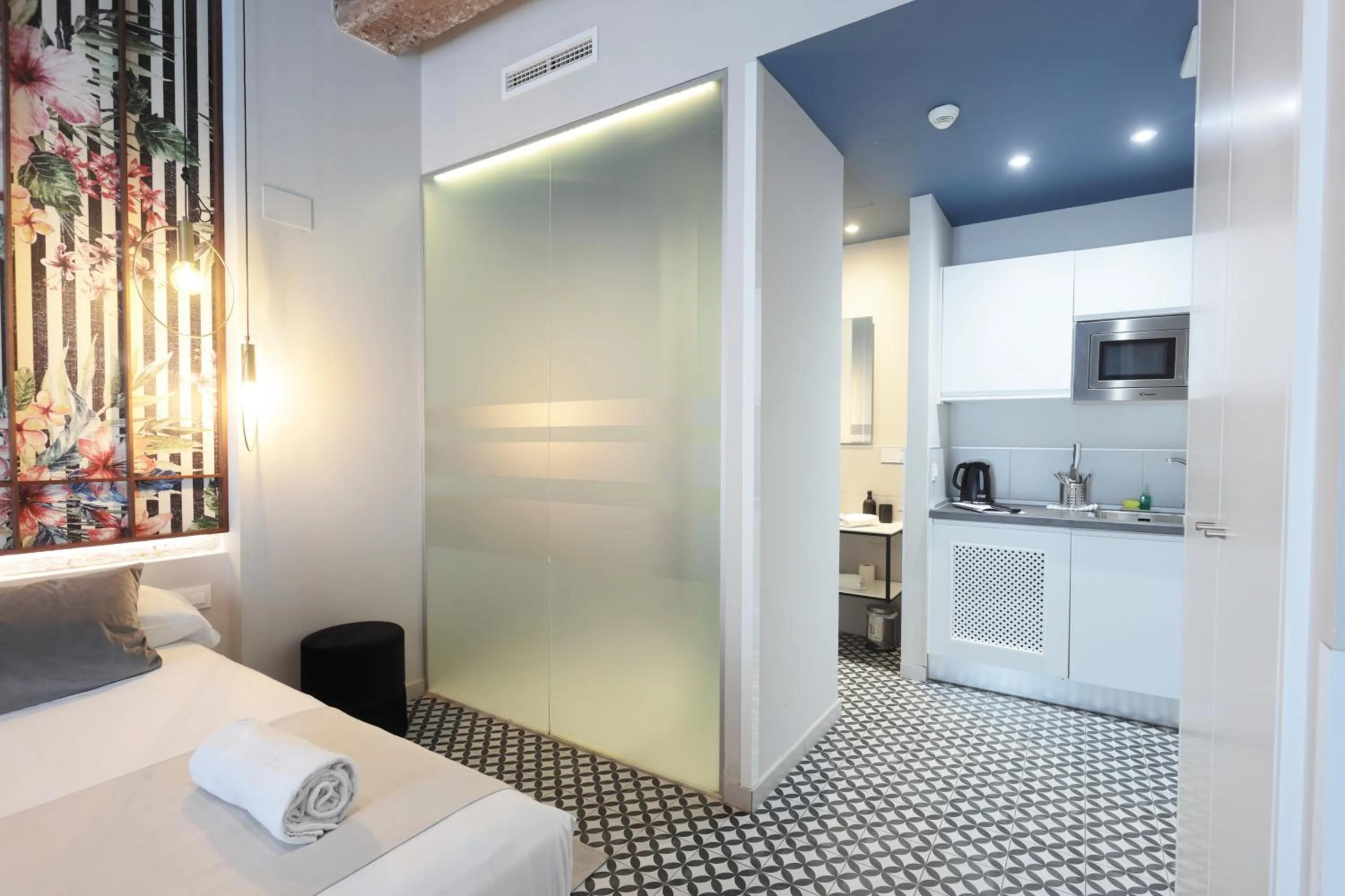 Bed in YOU & CO. Quart Boutique