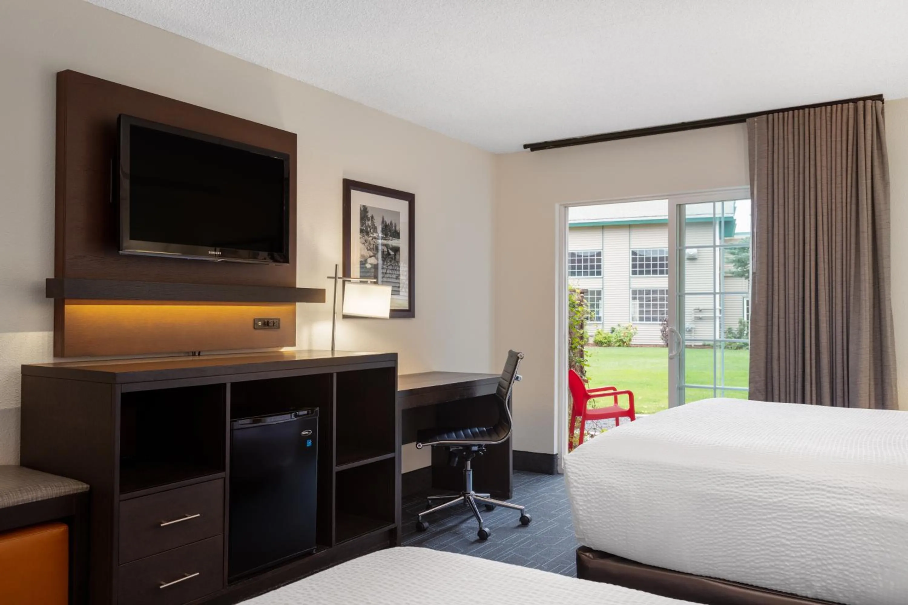 Bed in Ramada by Wyndham Spokane Airport