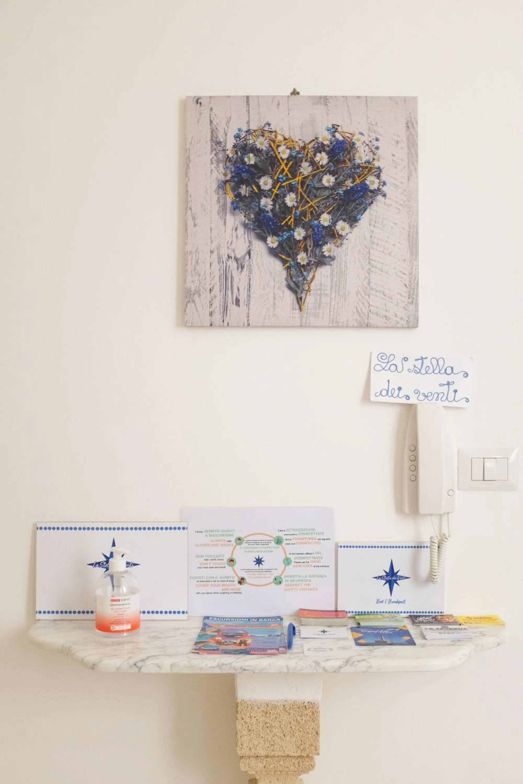 Communal lounge/ TV room in La Stella dei Venti