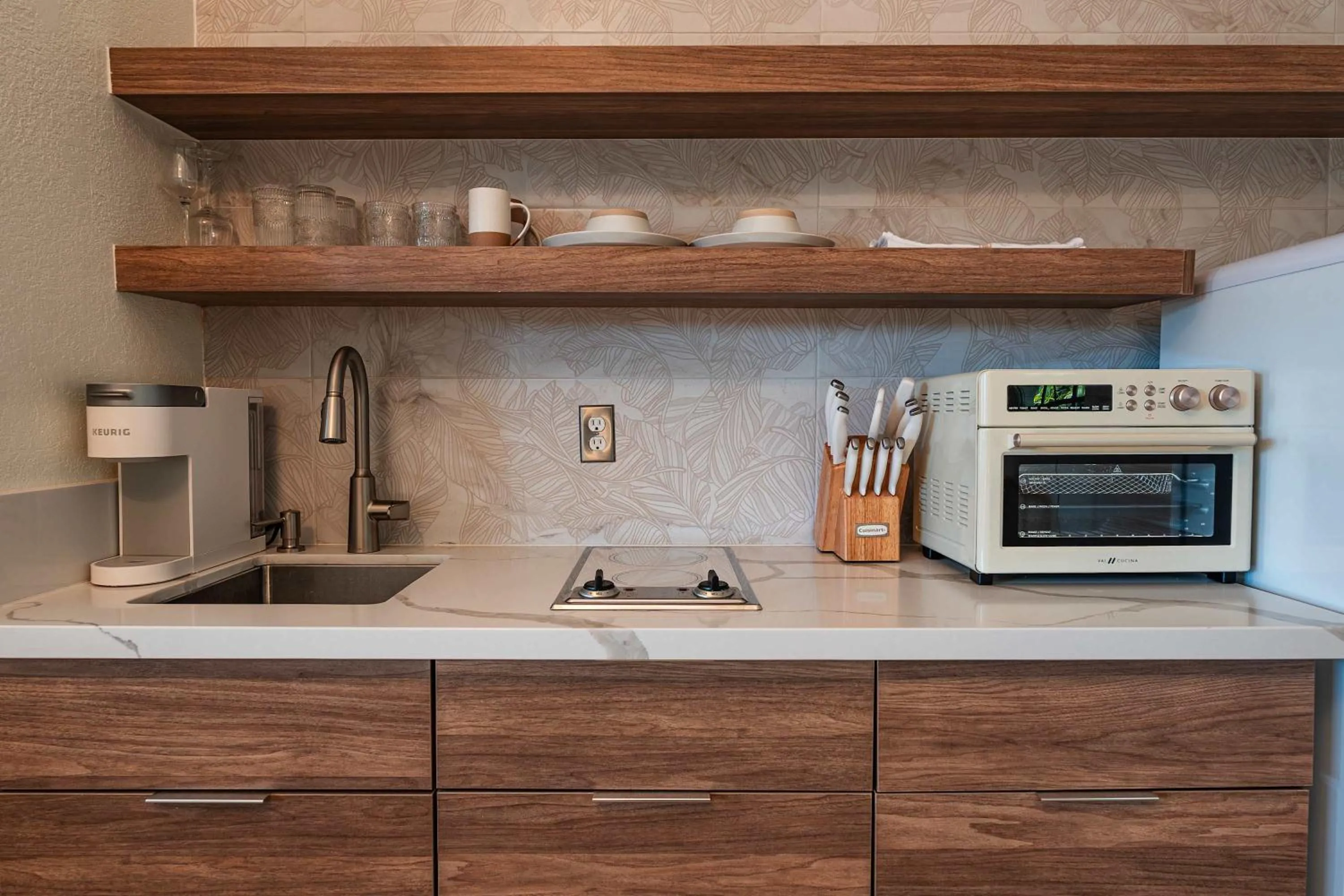 Coffee/tea facilities in Seahorse Beach Bungalows
