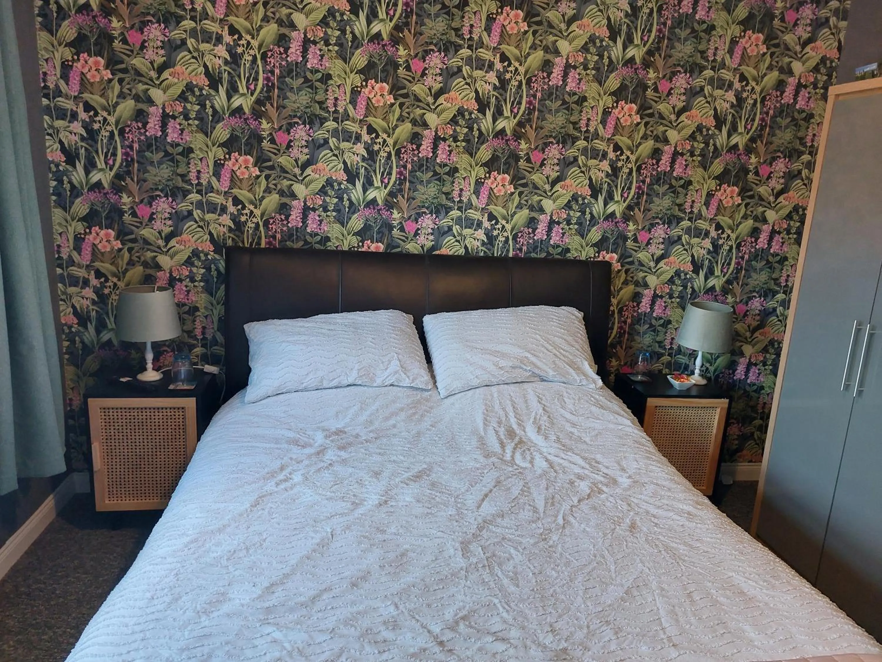 Bed in Braeside B&B