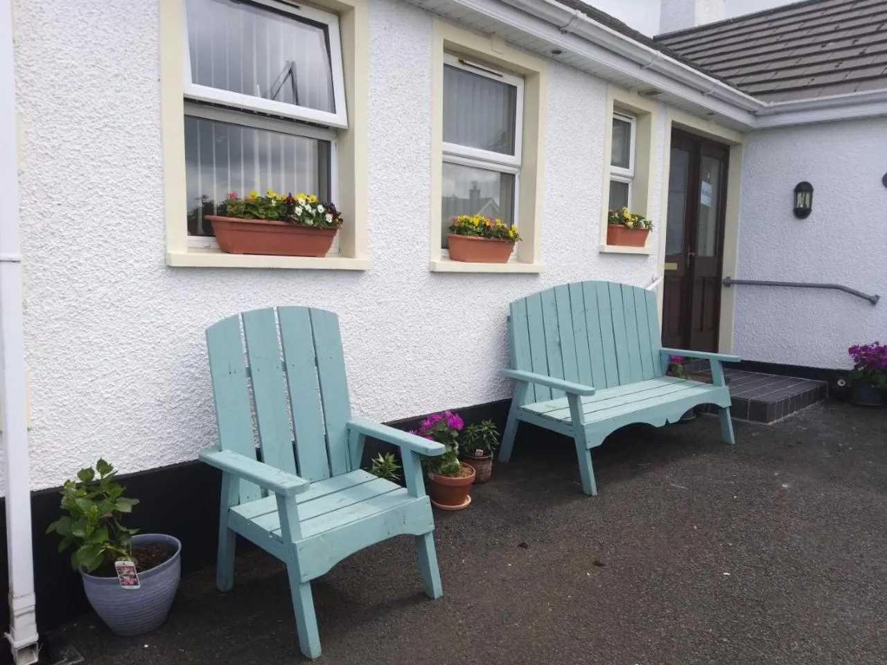 Property building in Braeside B&B