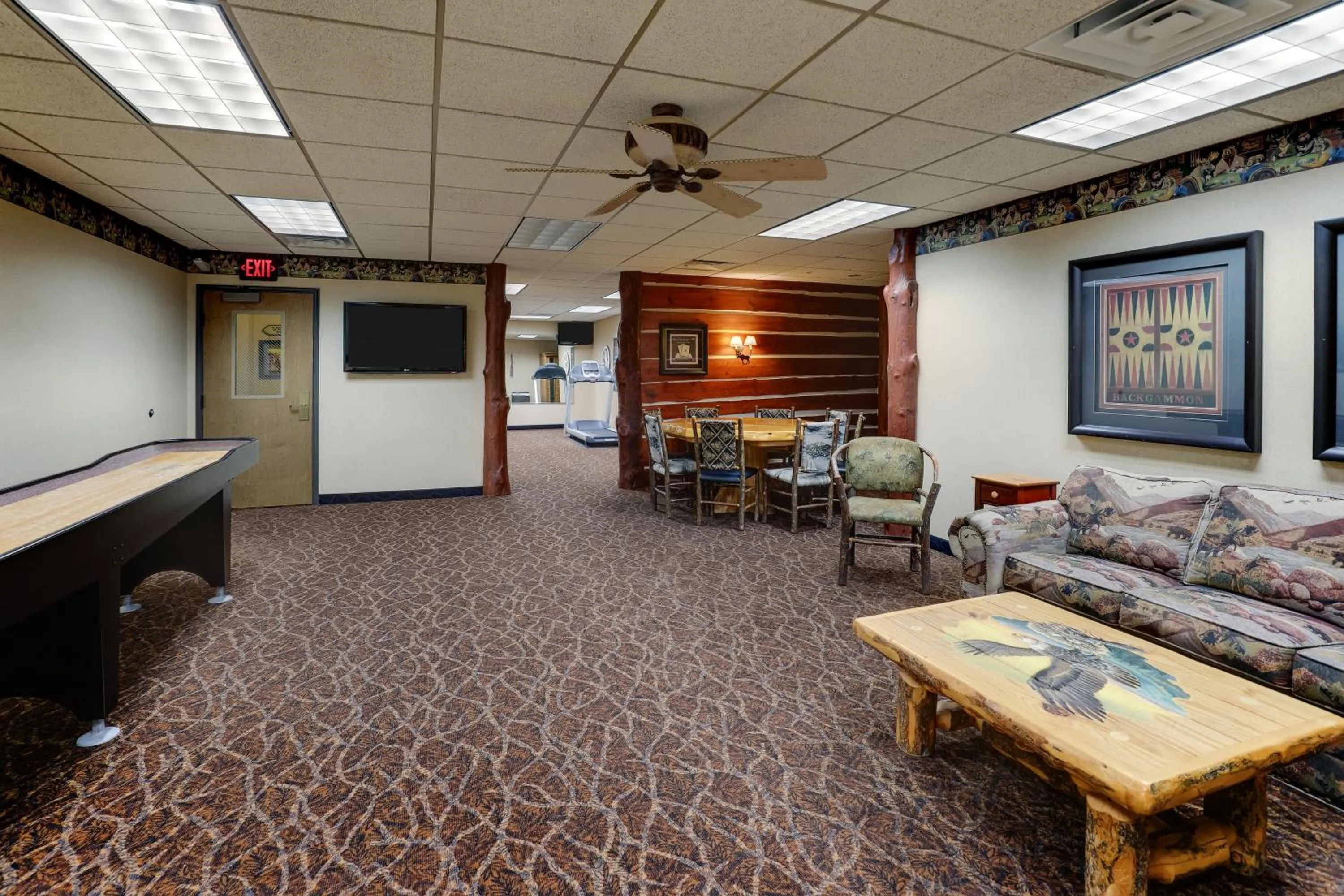 Game Room in Stoney Creek Hotel Des Moines - Johnston