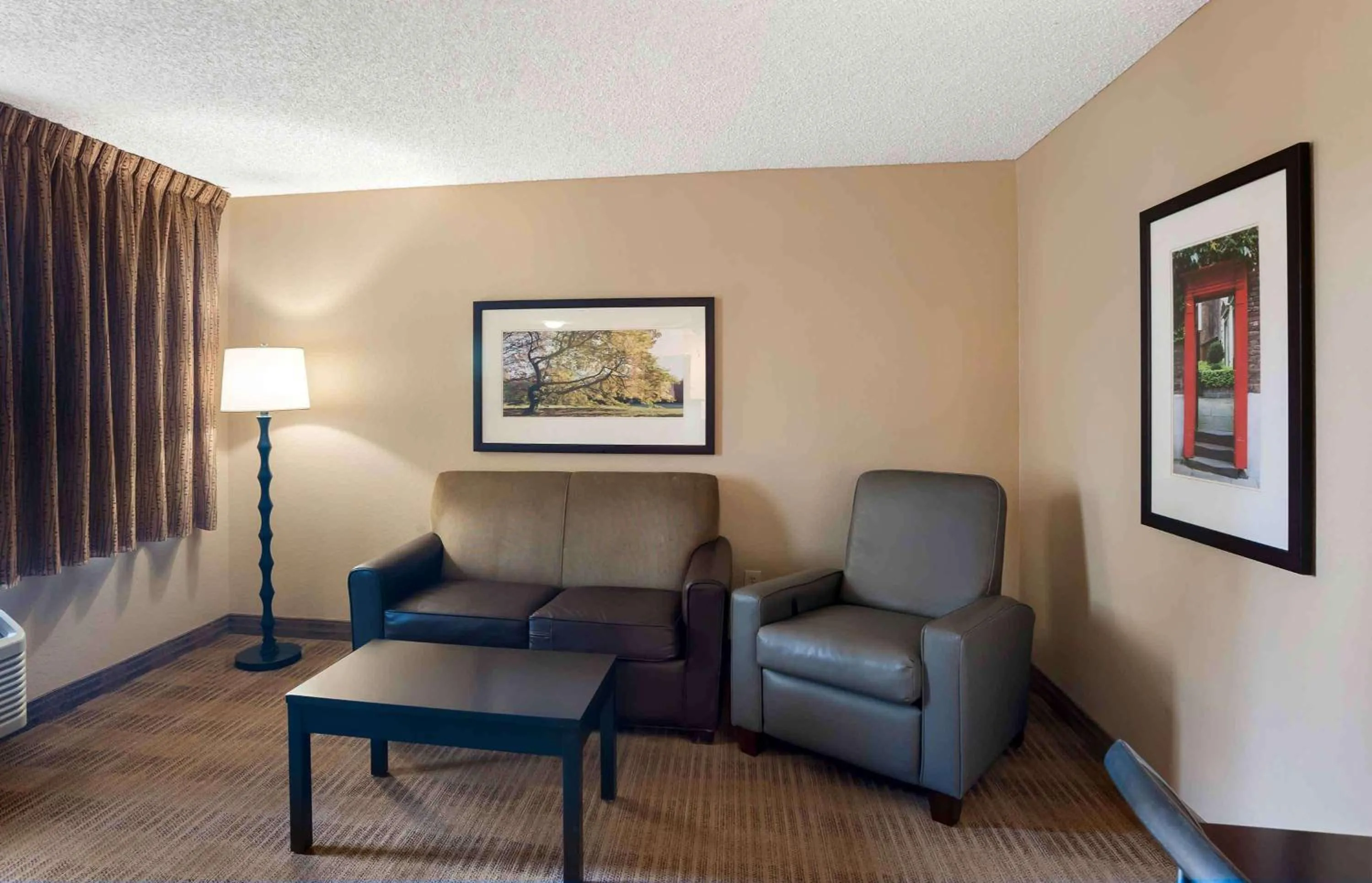 Bedroom, Seating Area in Extended Stay America Suites - San Diego - Hotel Circle