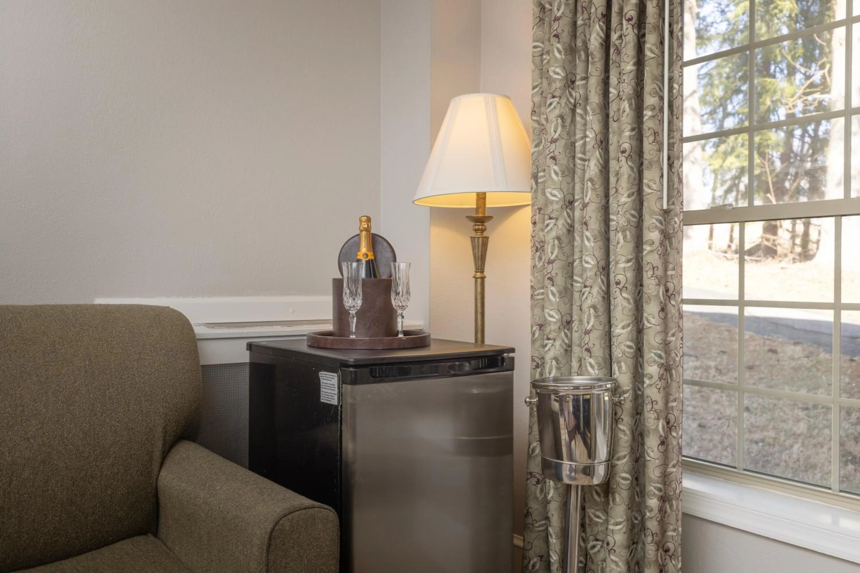 Living room in Brandywine River Hotel