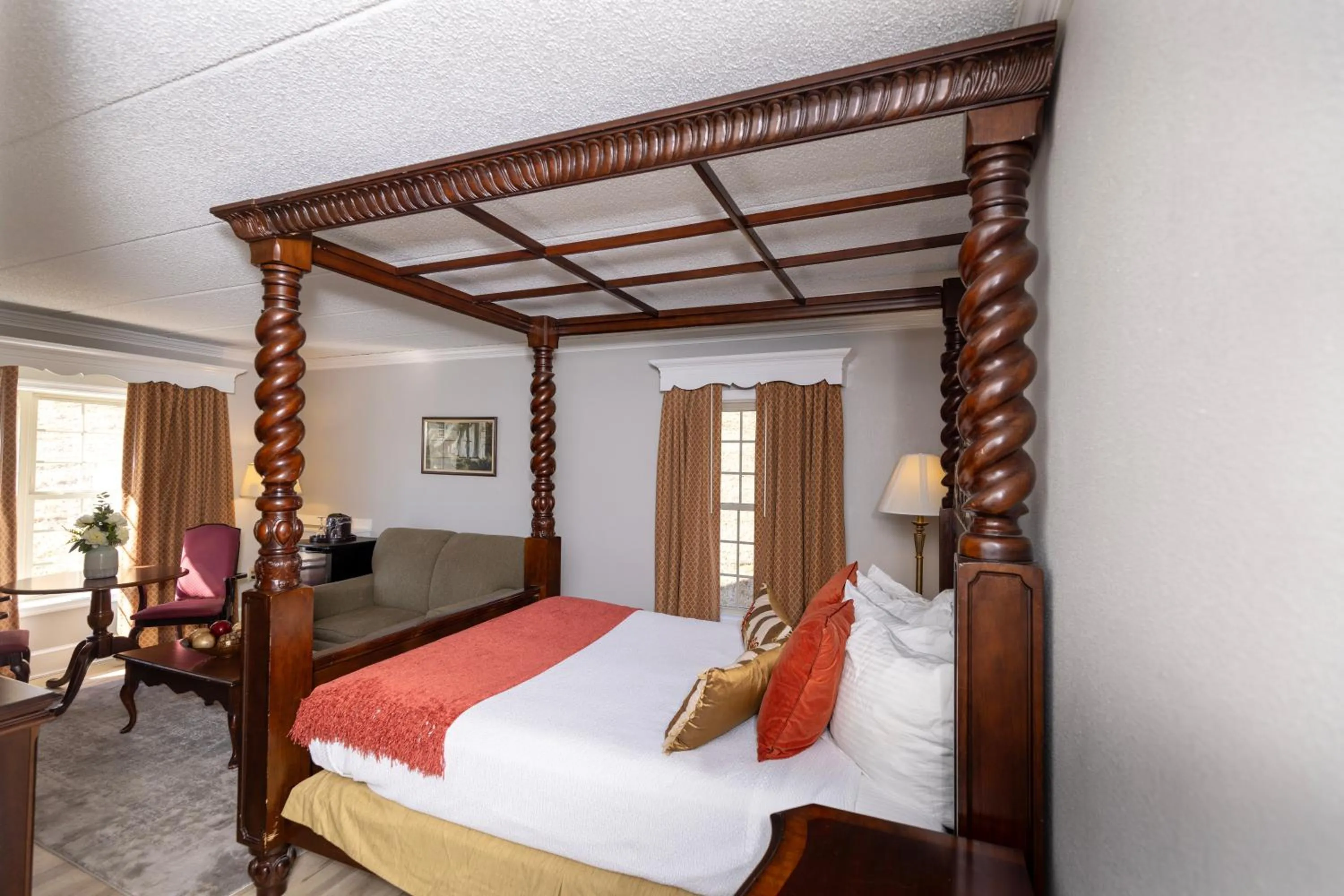Bed in Brandywine River Hotel