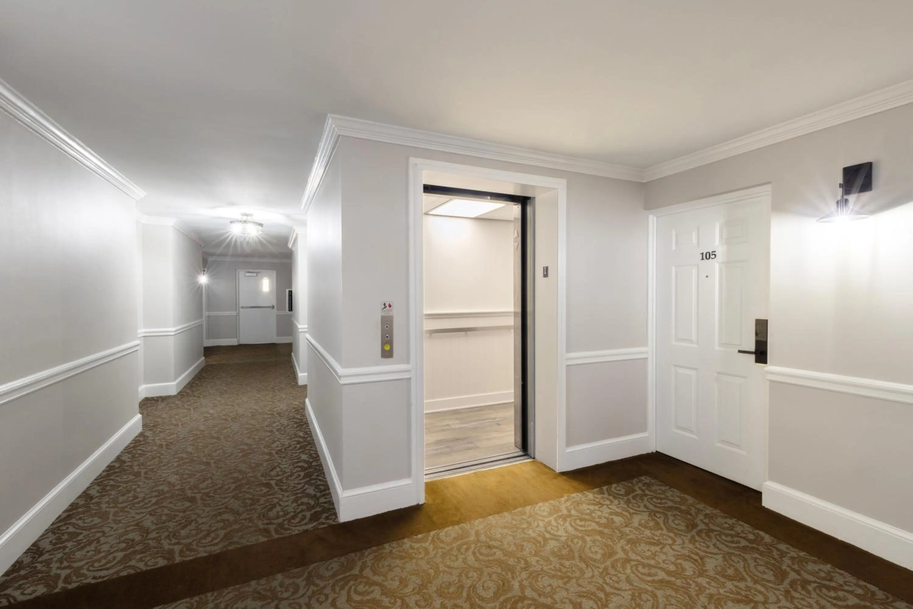 elevator in Brandywine River Hotel