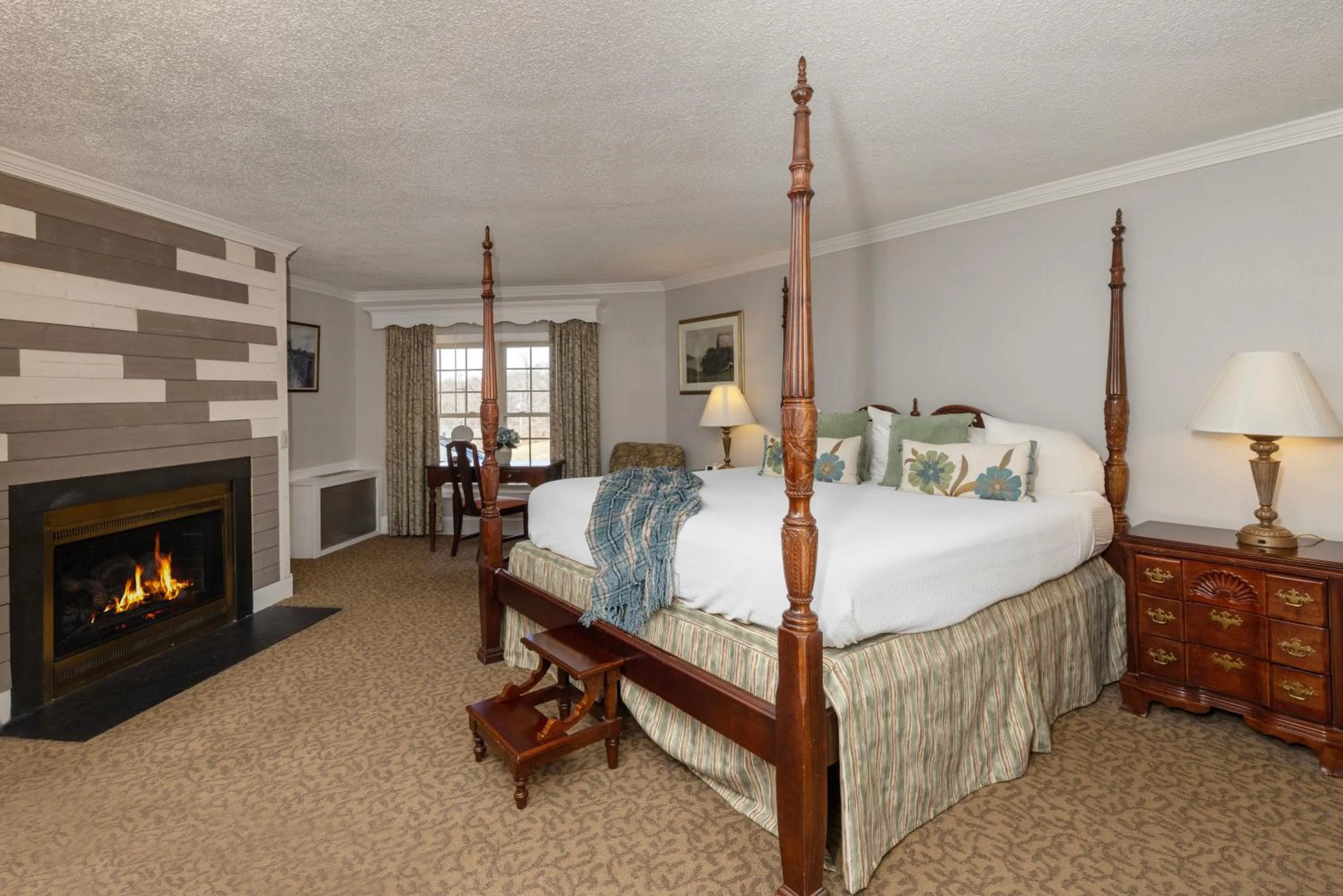 Bed in Brandywine River Hotel