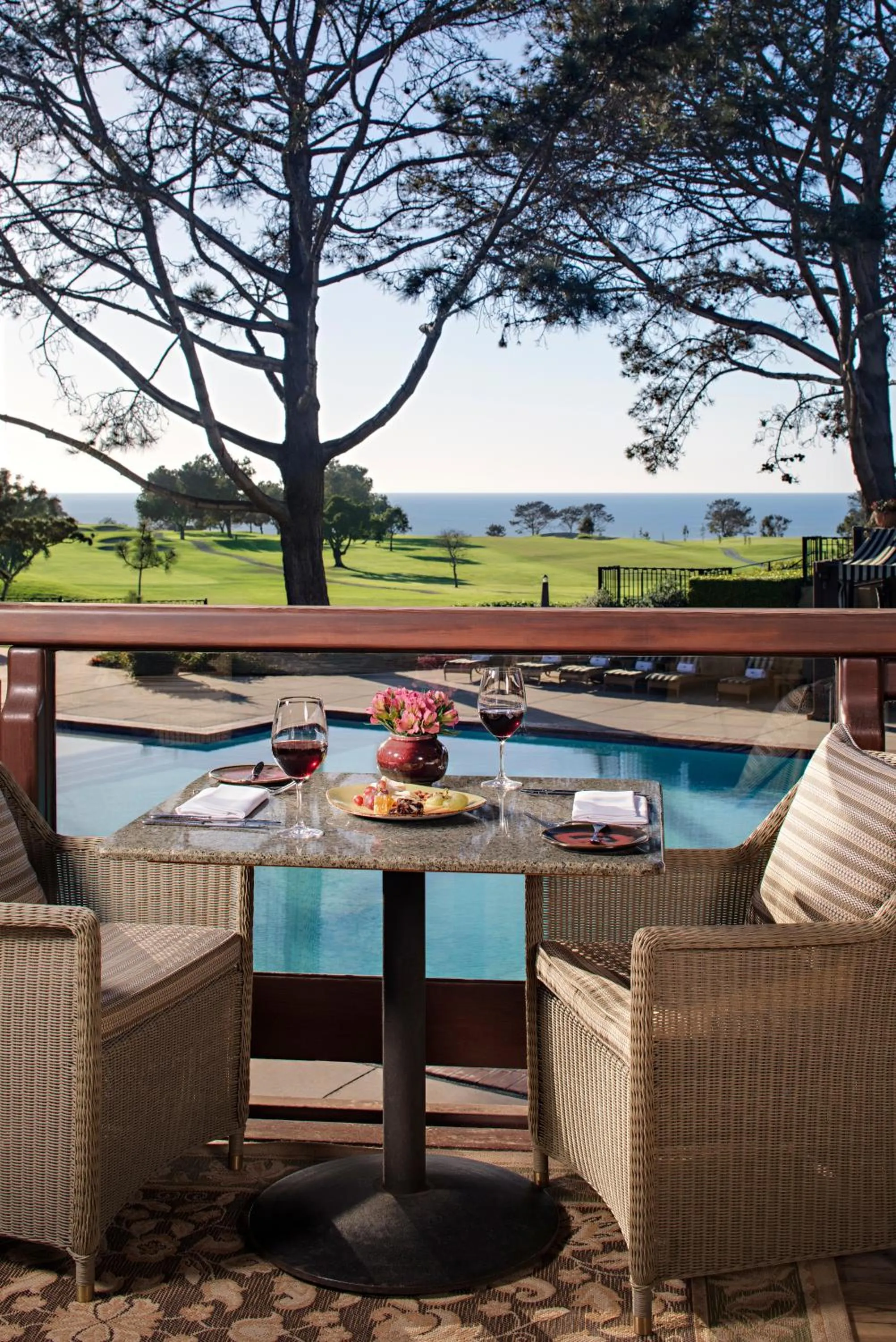 Restaurant/places to eat in The Lodge at Torrey Pines