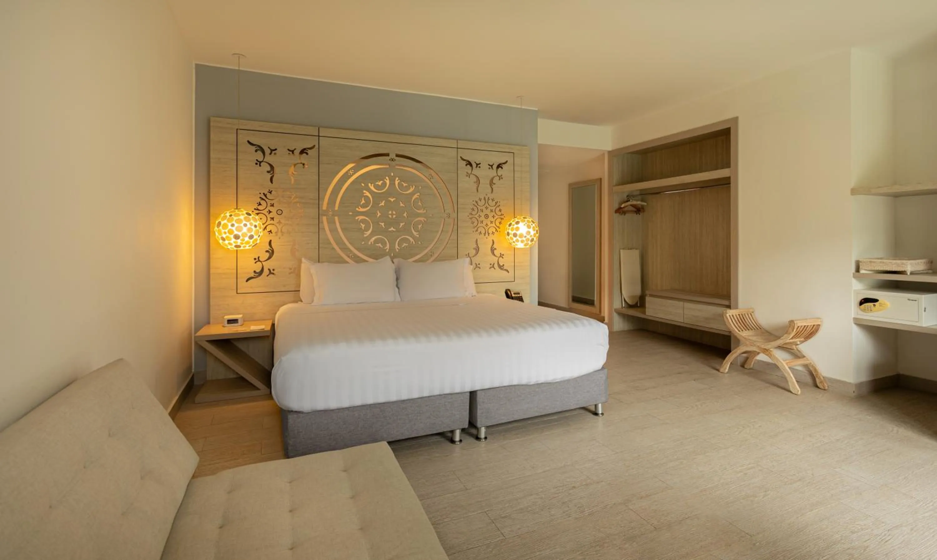 Bed in Grand Sirenis Cartagena