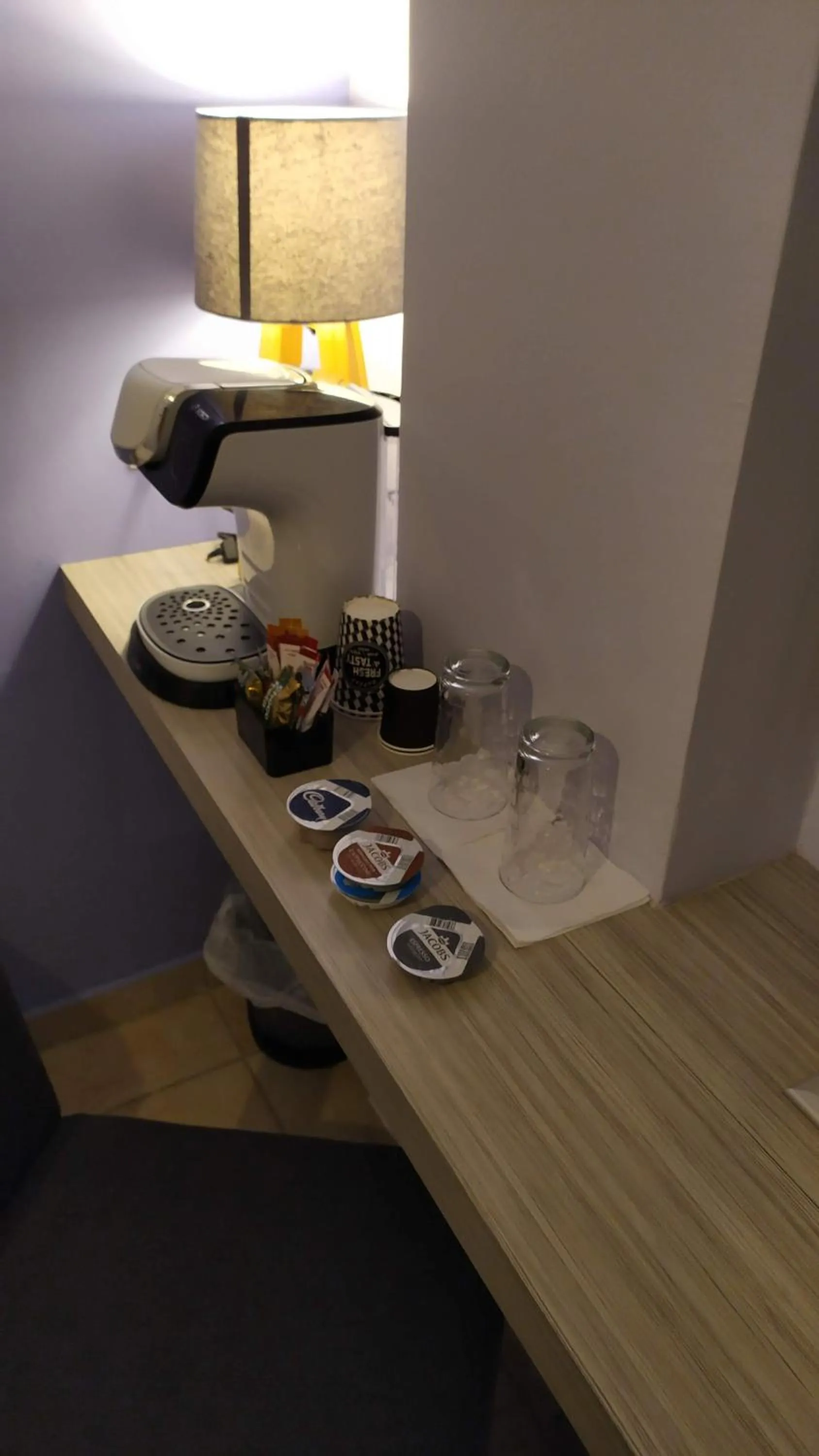 Photo of the whole room in Hotel Plaza