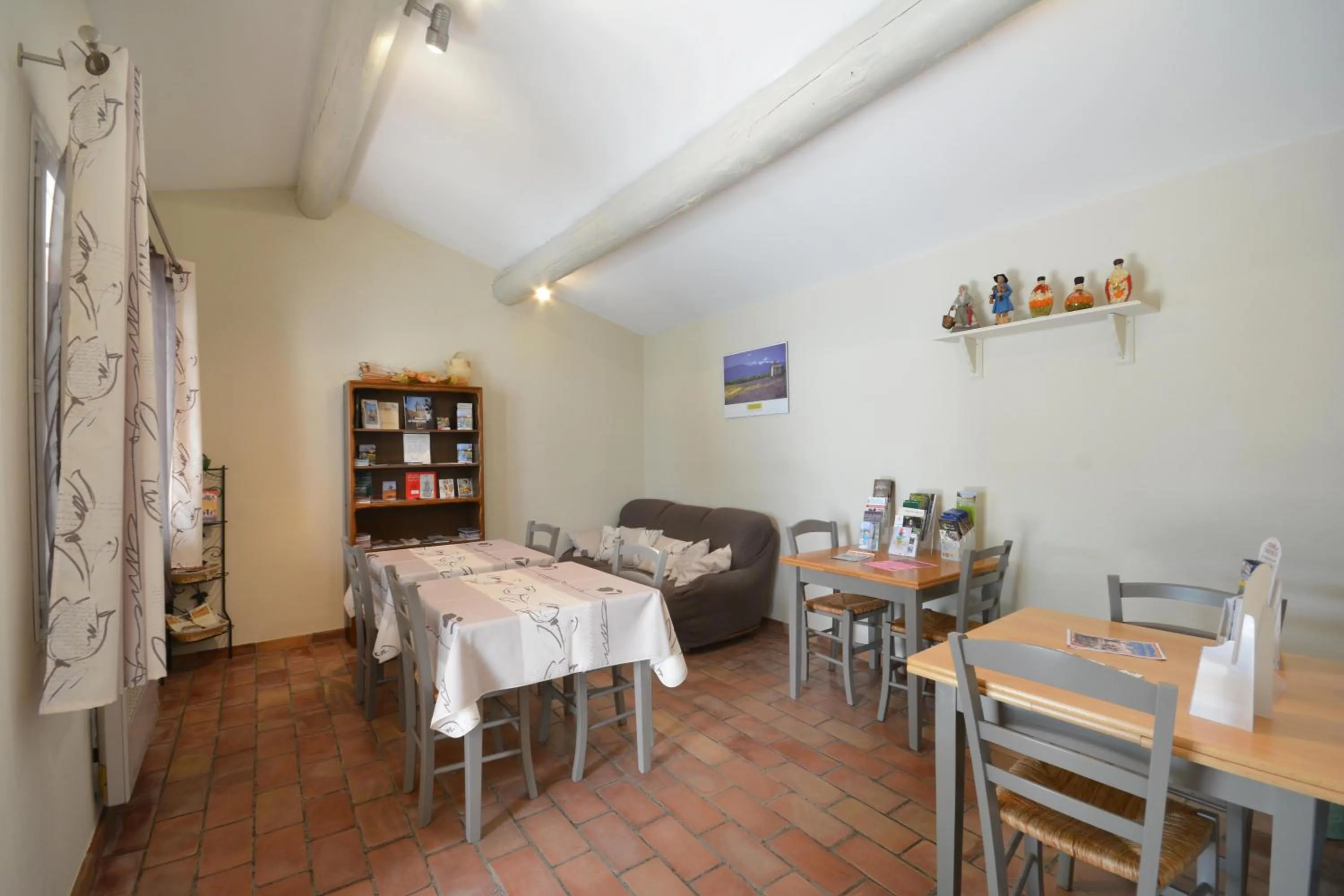 Dining area in Chambre d'Hôtes Au Vieux Chêne