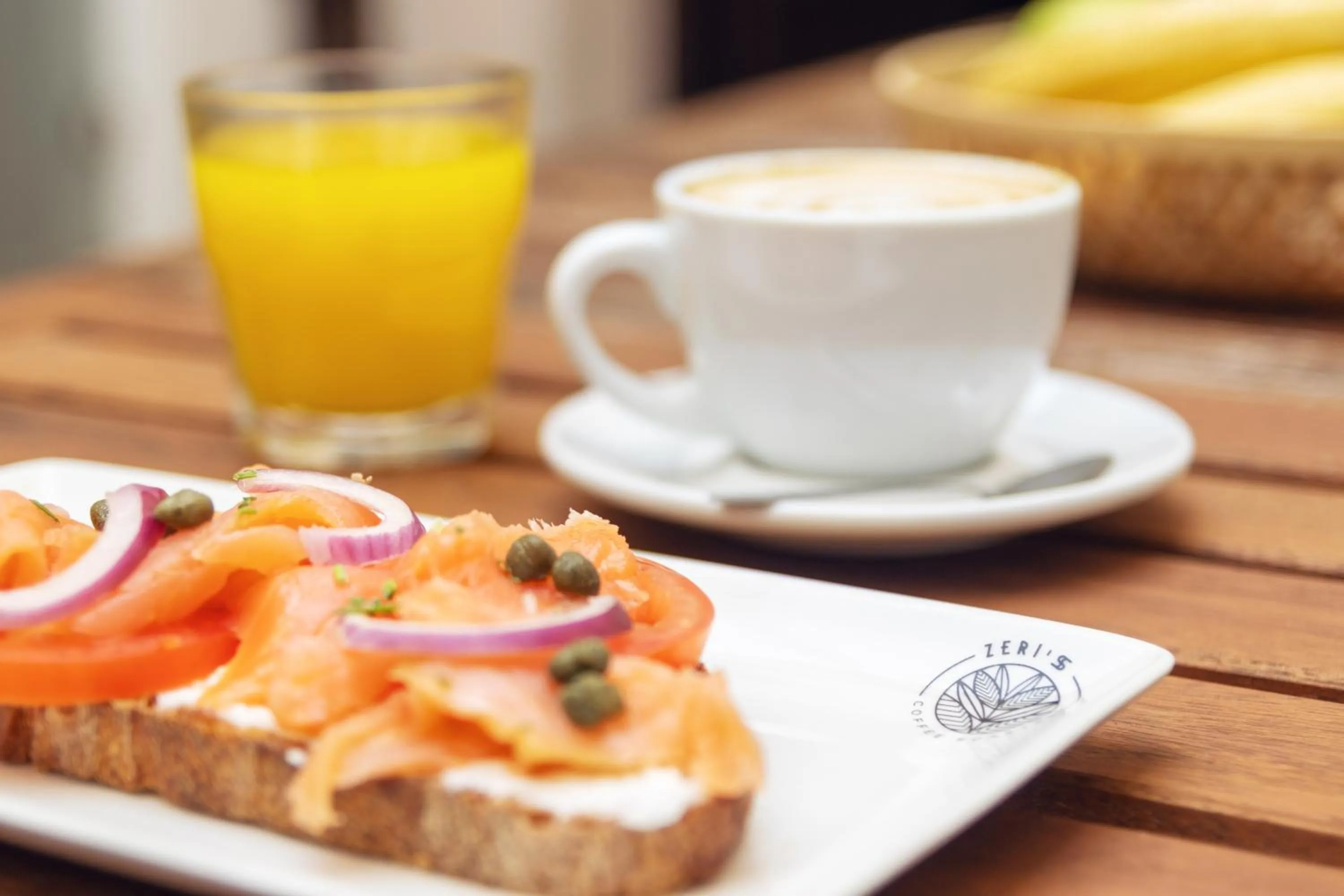 Breakfast in Apartamentos Plaza Mayor 35