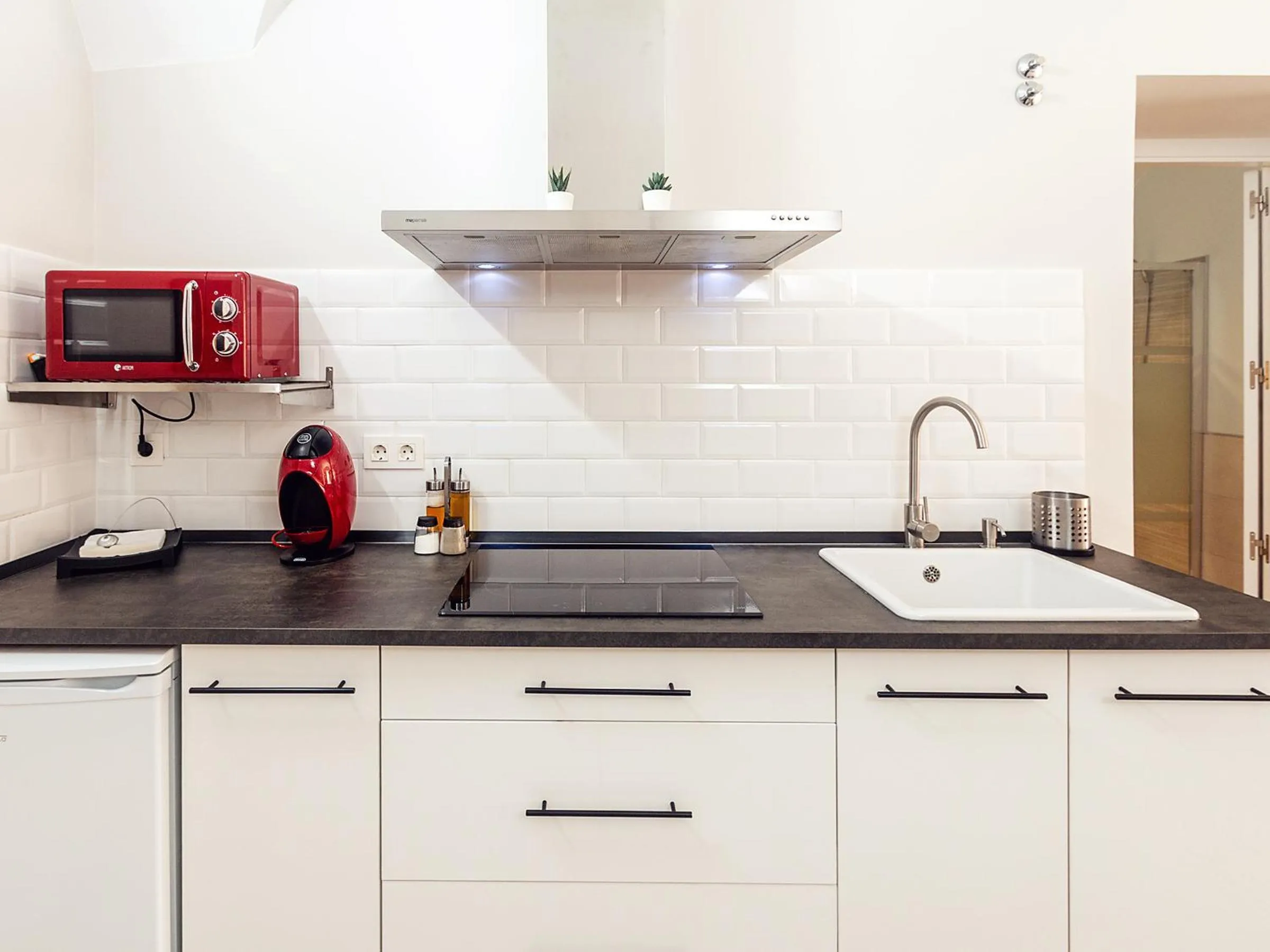 Coffee/tea facilities in Apartamentos Plaza Mayor 35