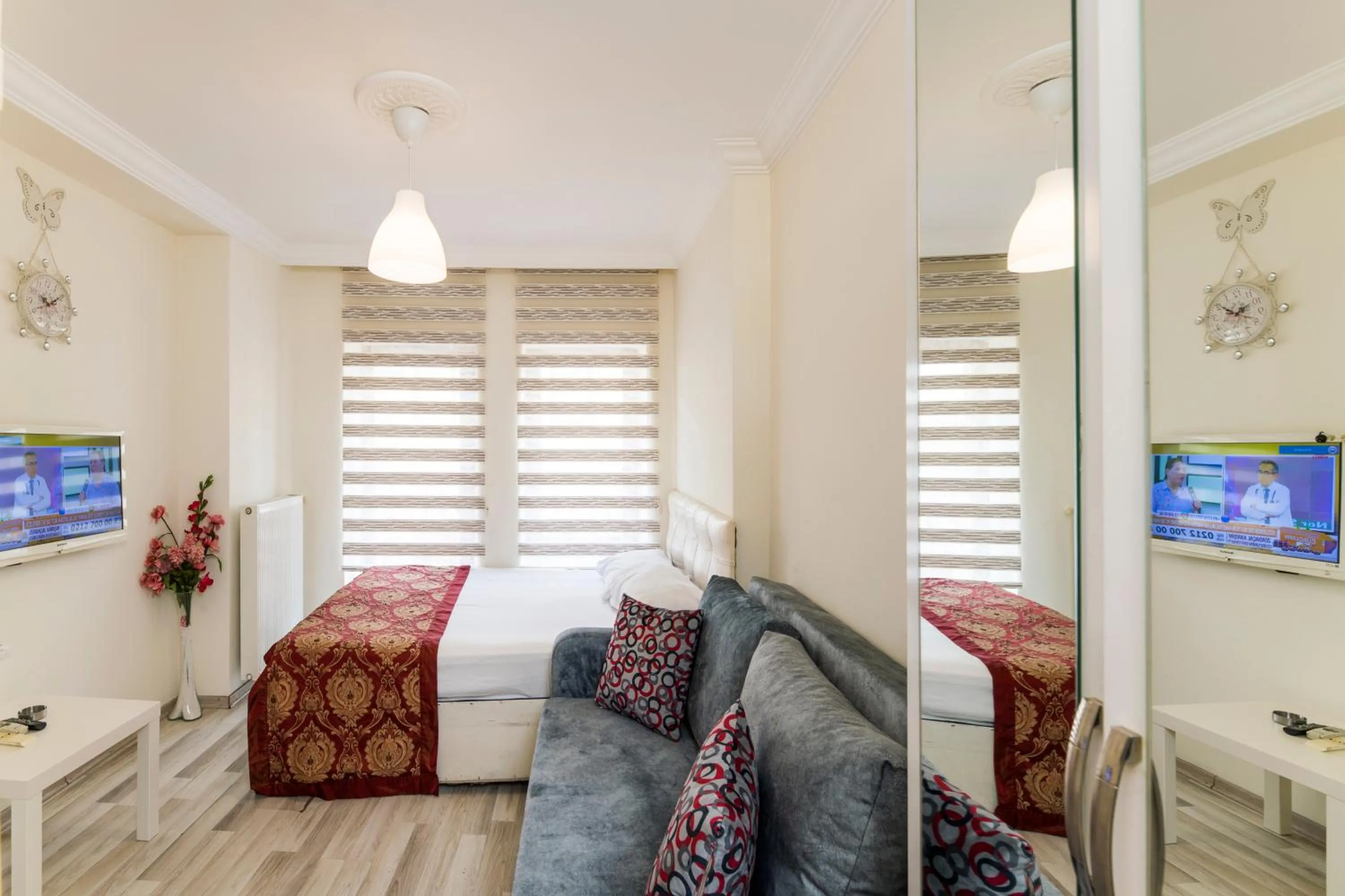 Bed in TAXİM ELEGANCE SUİTES