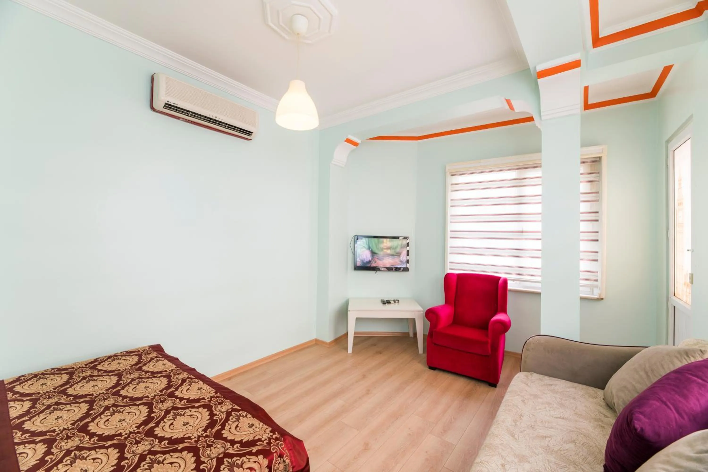 Bed in TAXİM ELEGANCE SUİTES