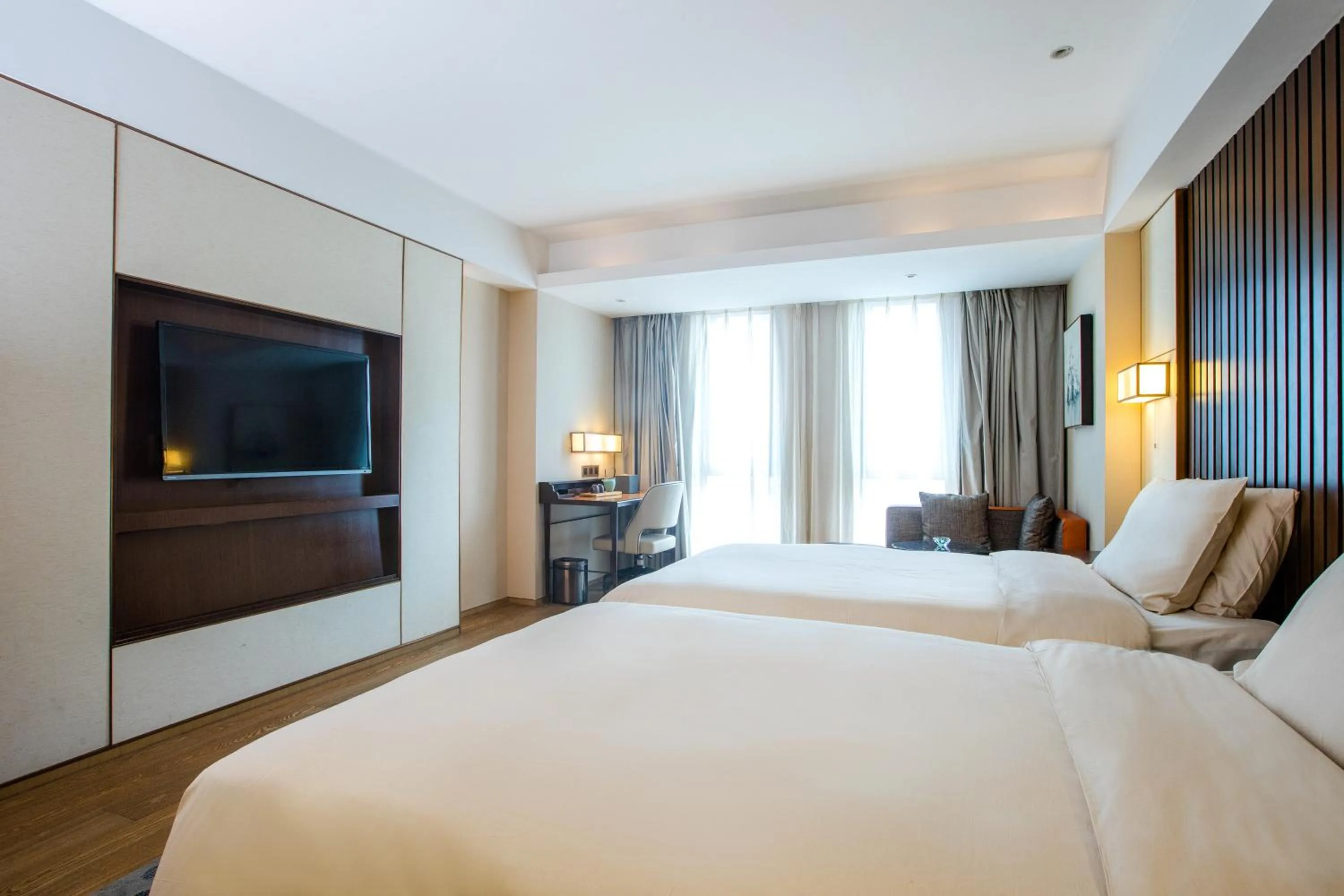 Photo of the whole room in Xi'an Bell Tower Atour S Wu Hotel