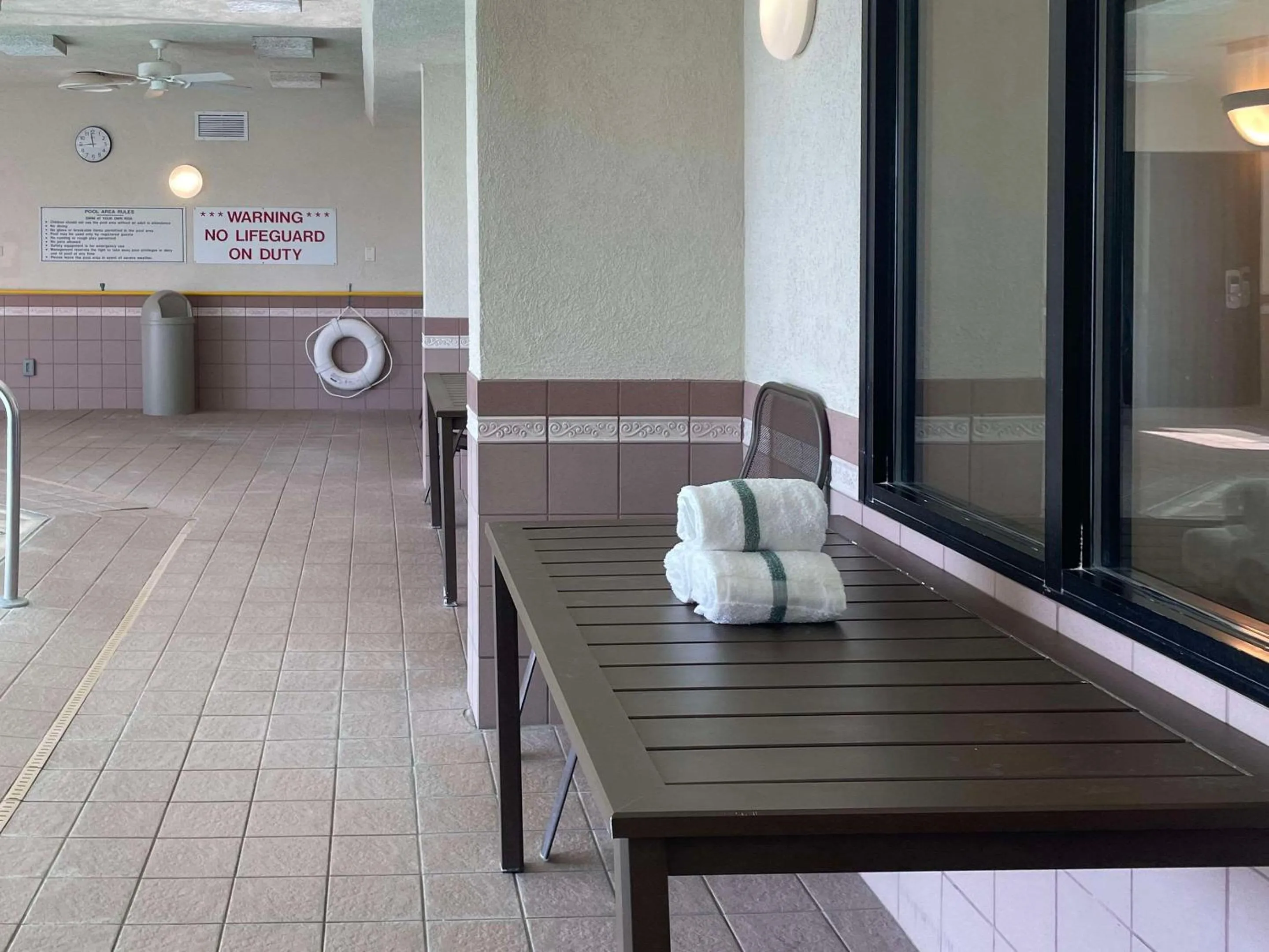 Swimming pool in Prado Hotel by Choice Hotels