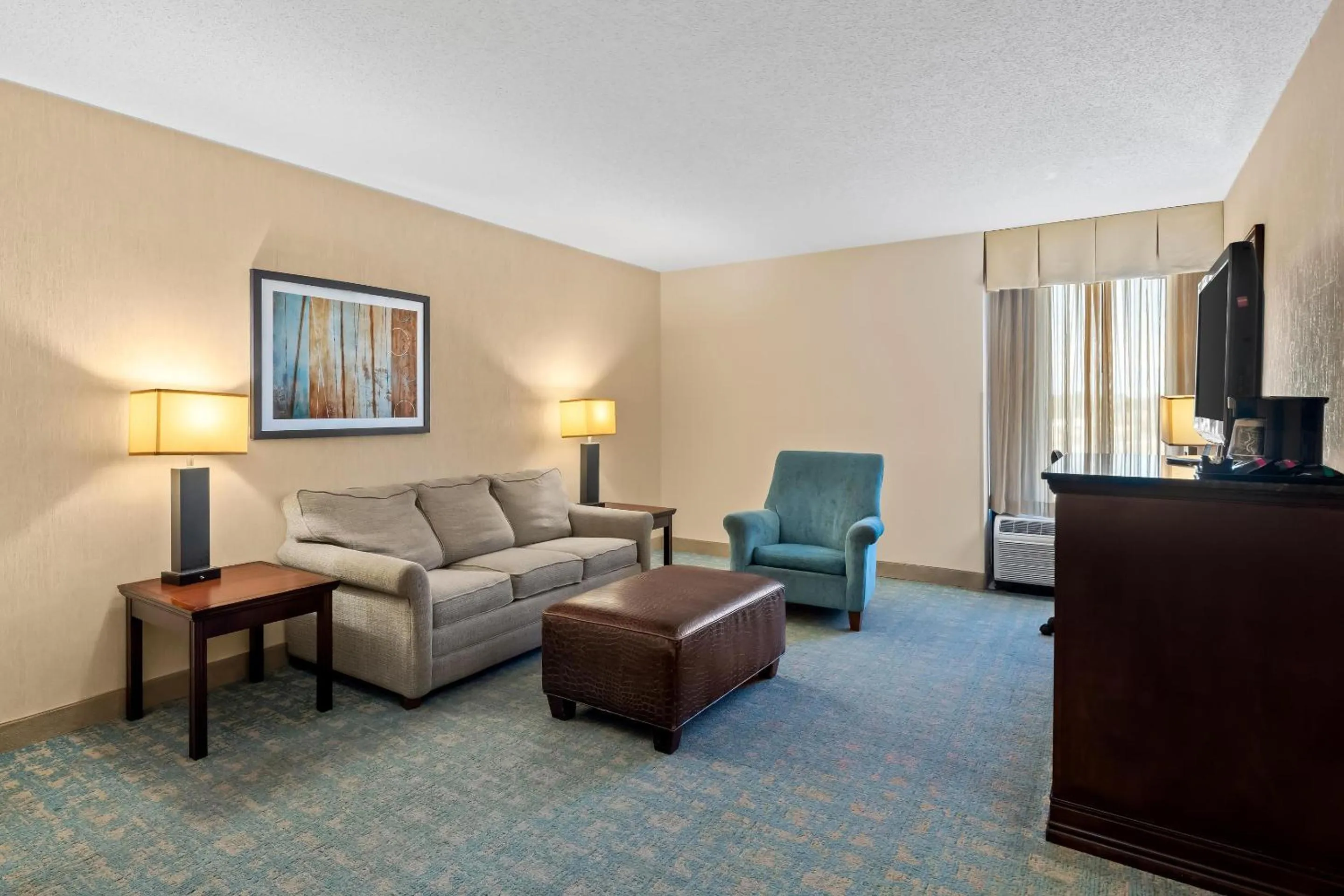 Bedroom in Prado Hotel by Choice Hotels