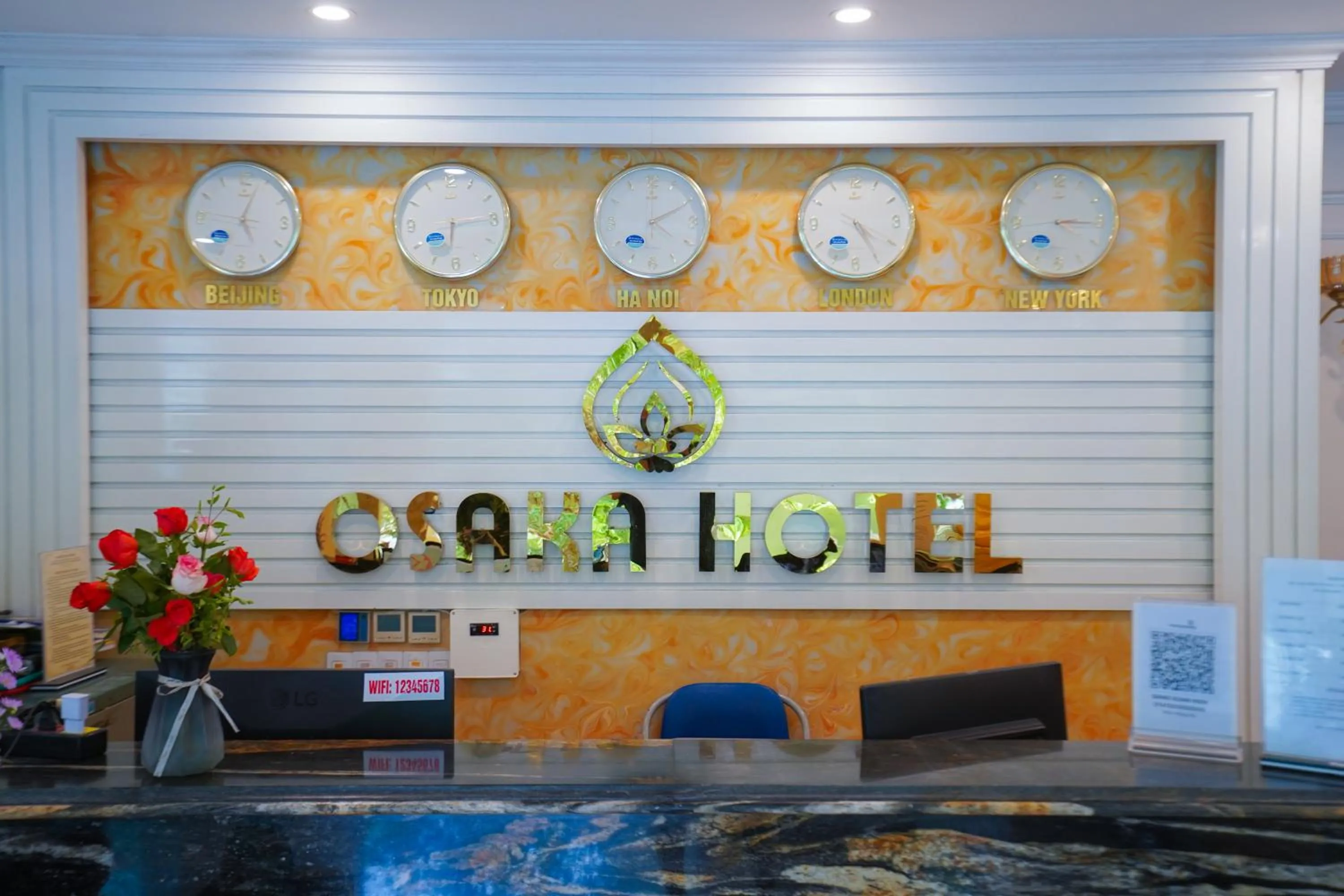 Lobby or reception in Osaka Ha Long Hotel