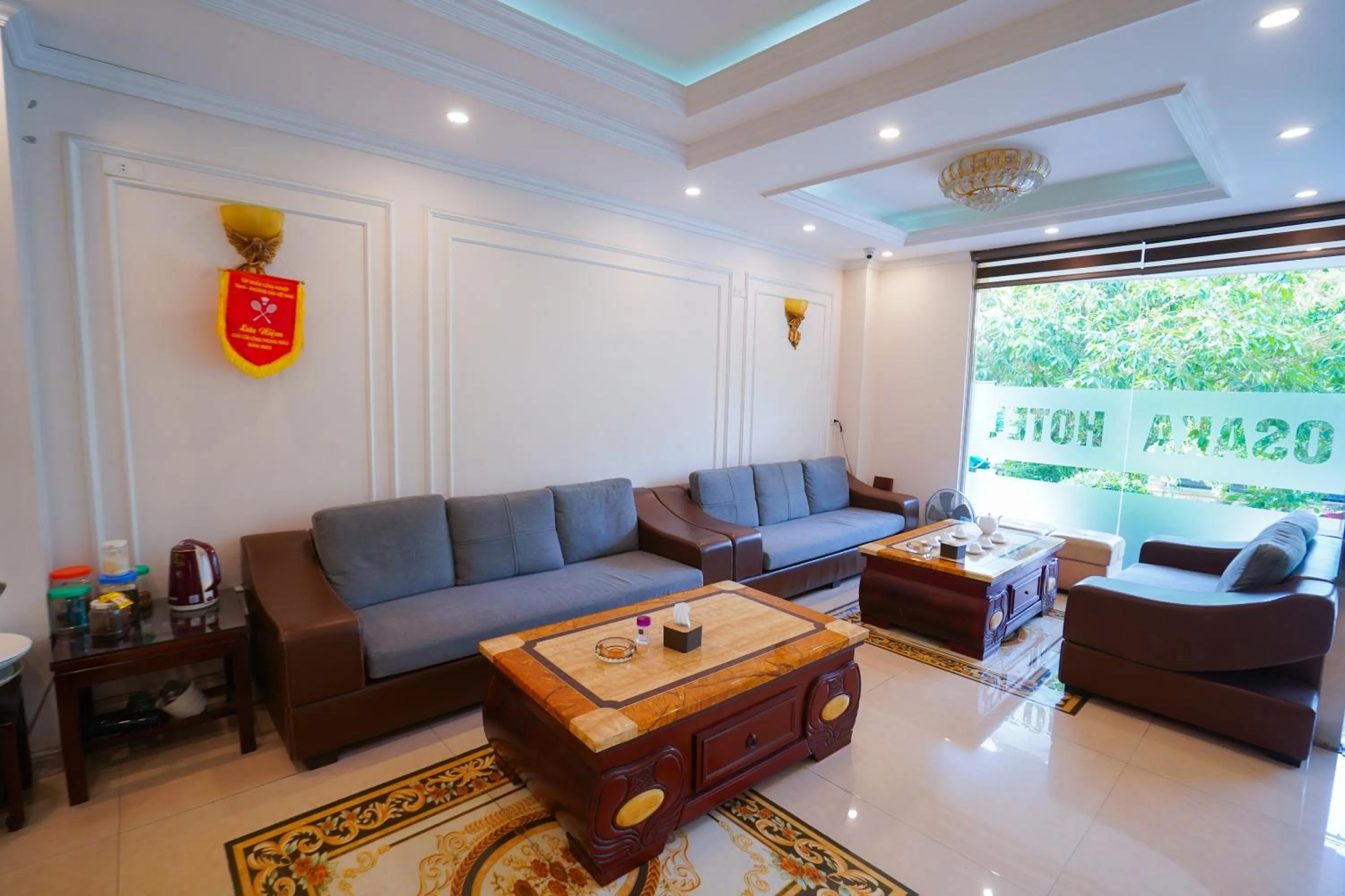 Lobby or reception in Osaka Ha Long Hotel