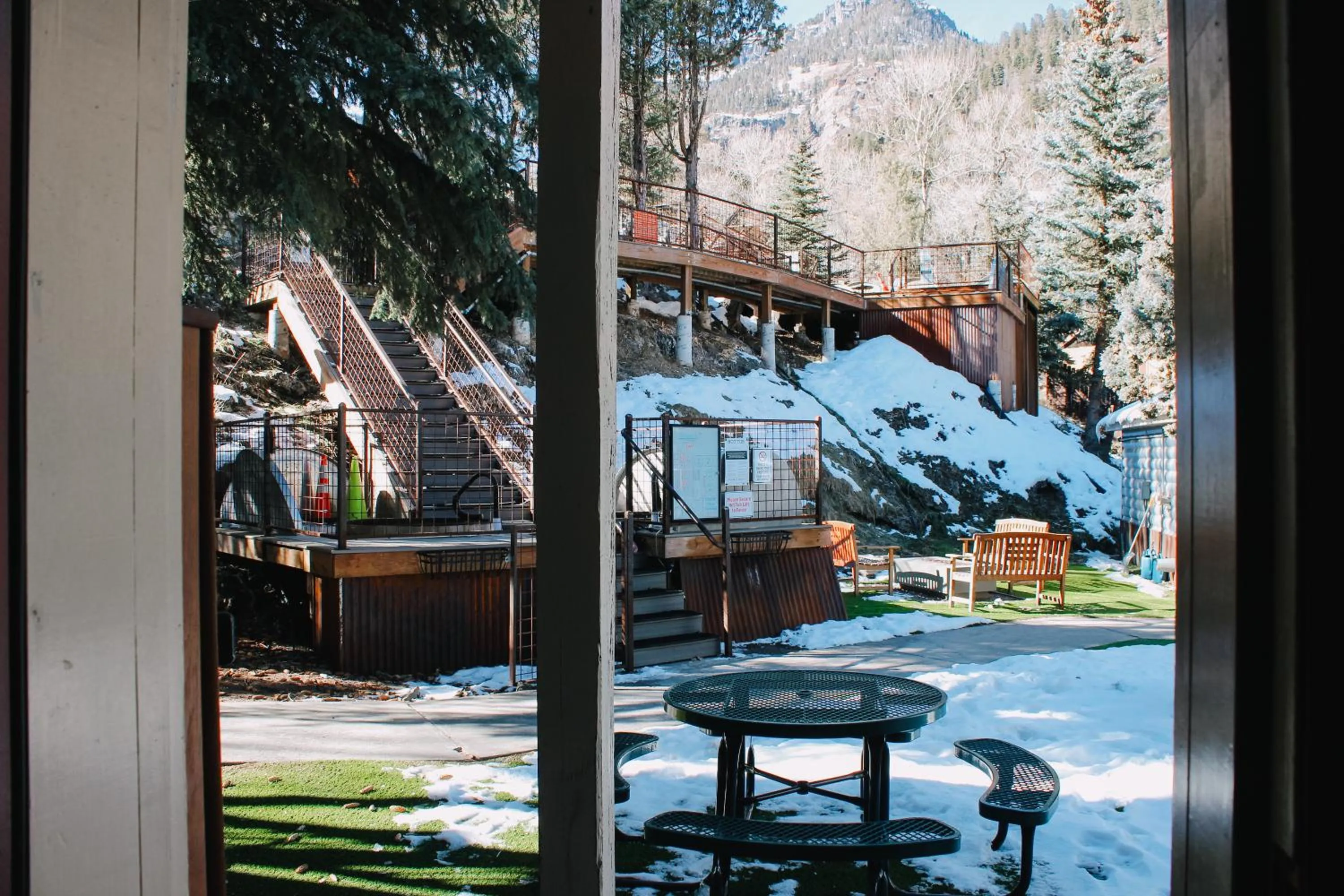Hot Spring Bath in Box Canyon Lodge and Hot Springs