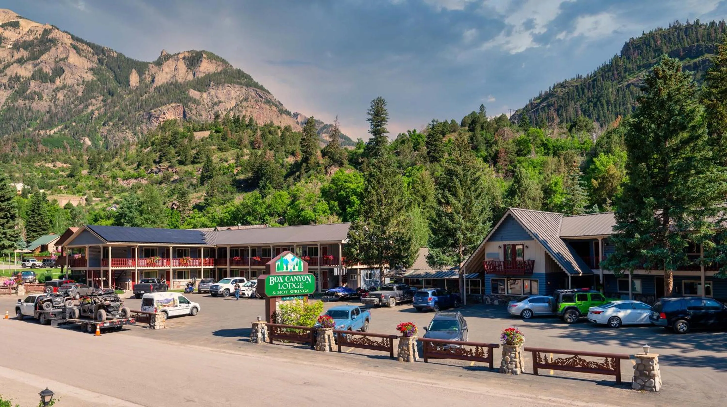 Property building in Box Canyon Lodge and Hot Springs