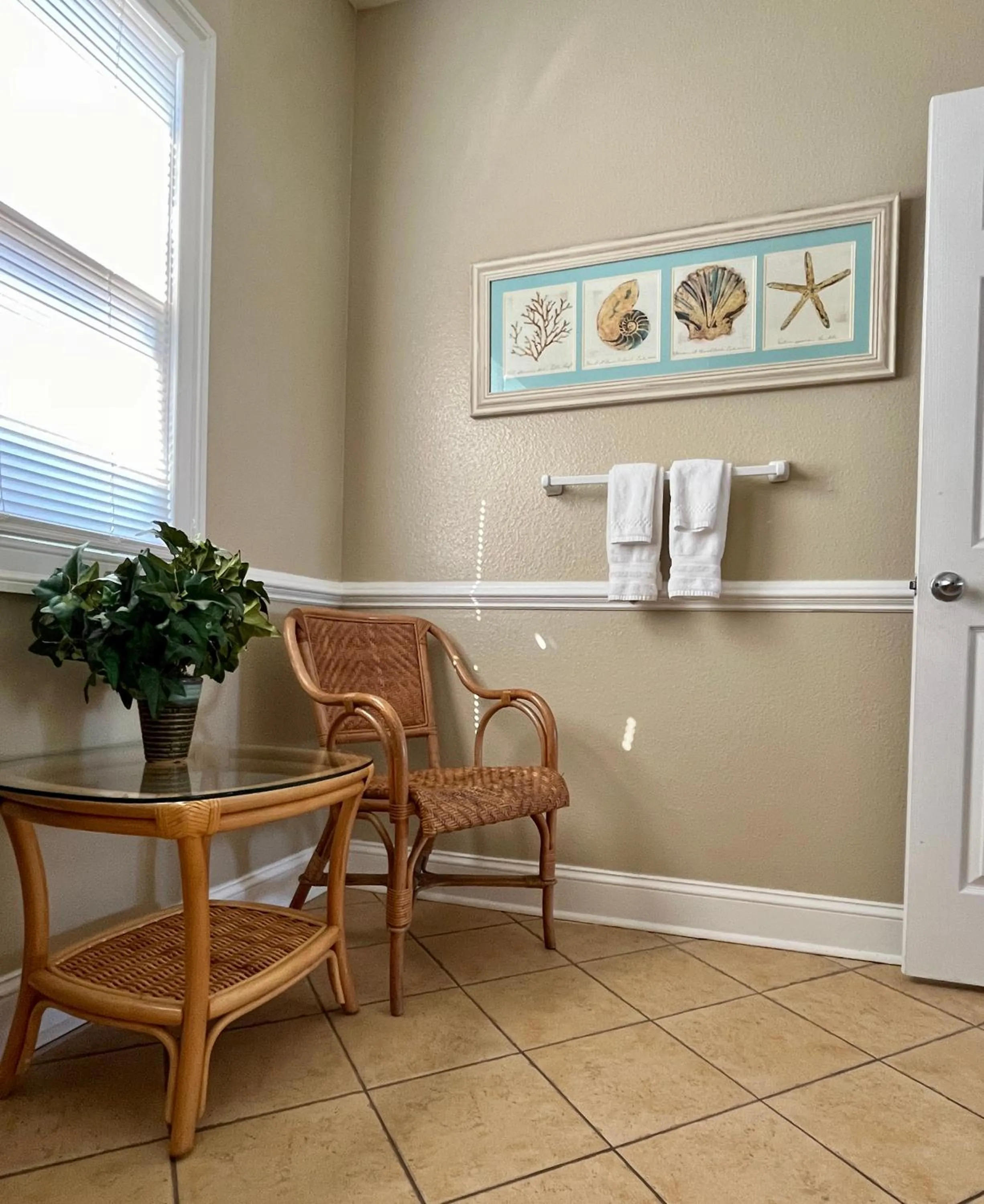 Bathroom in Cape Hatteras Motel