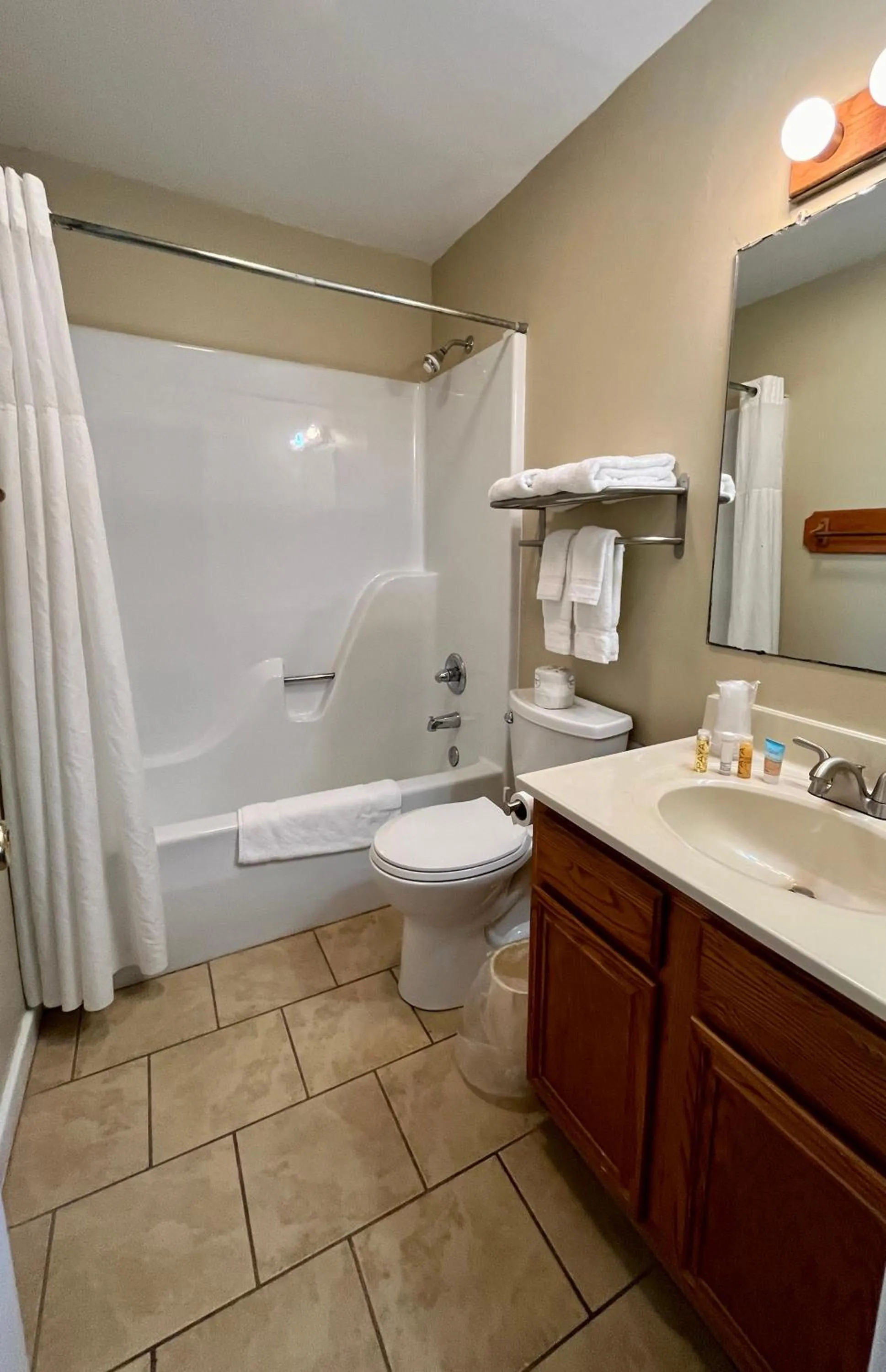 Bathroom in Cape Hatteras Motel