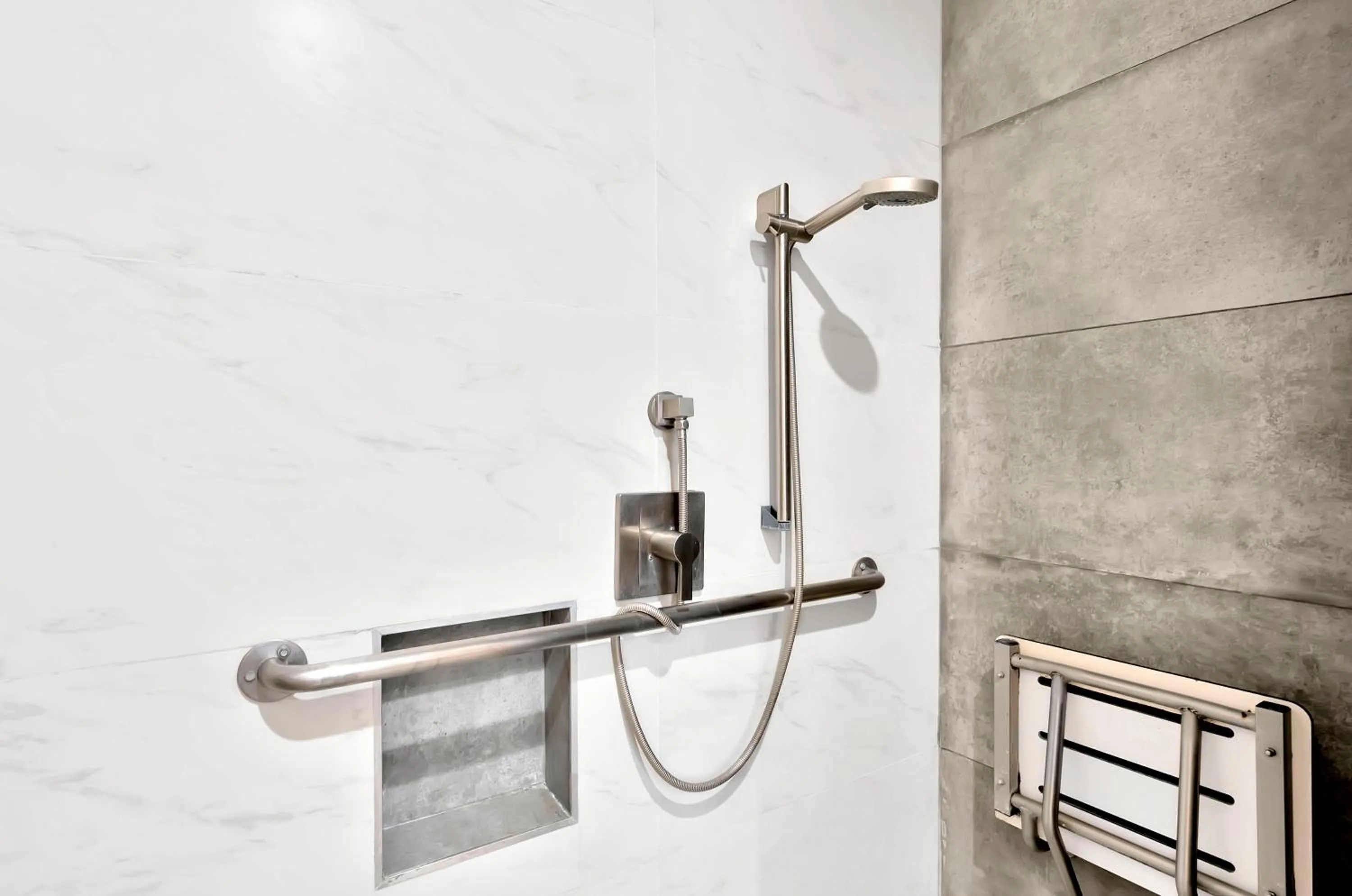 Exclusivo Inn and Suites