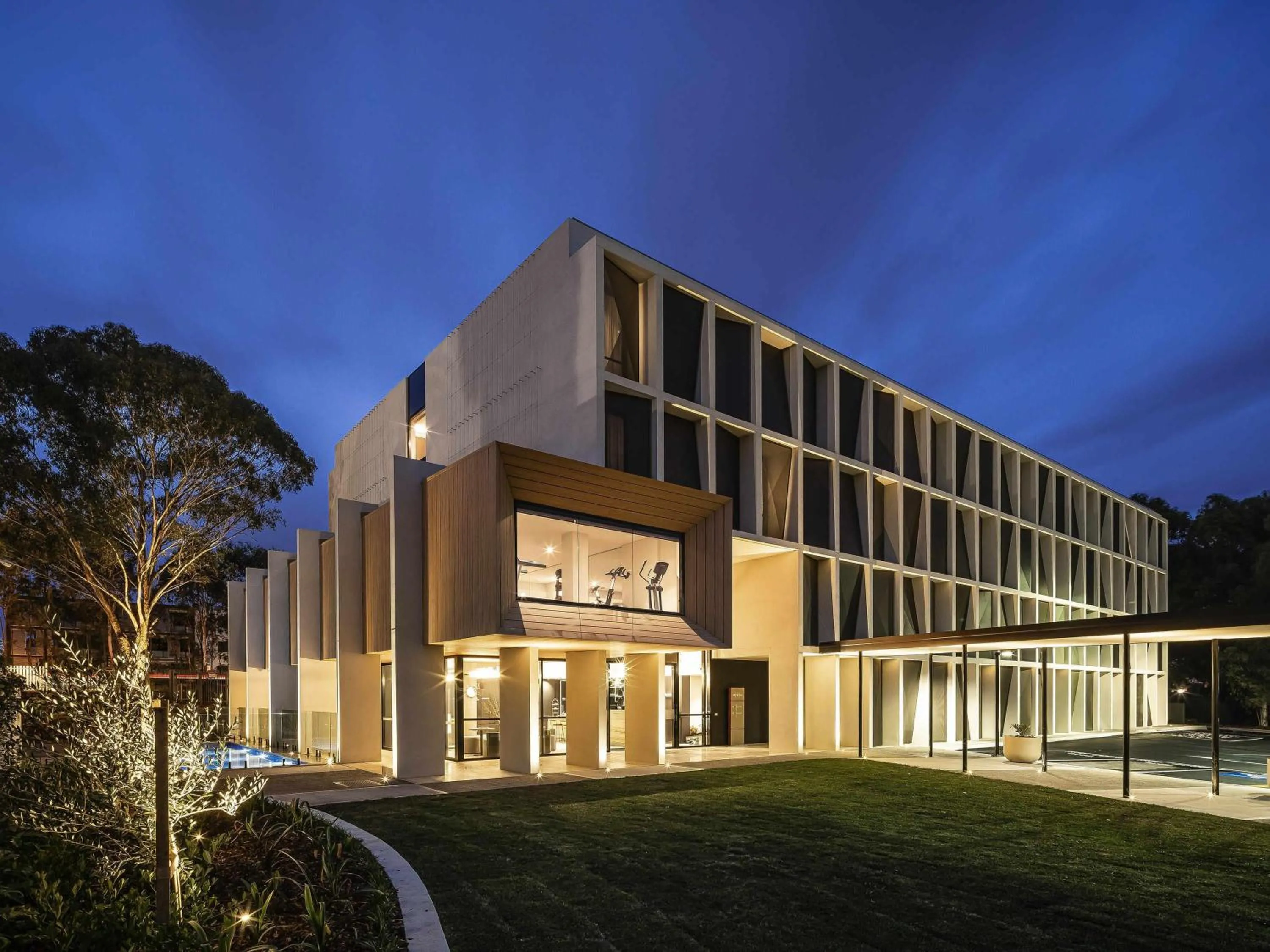 Property building in Mercure Sydney Rouse Hill