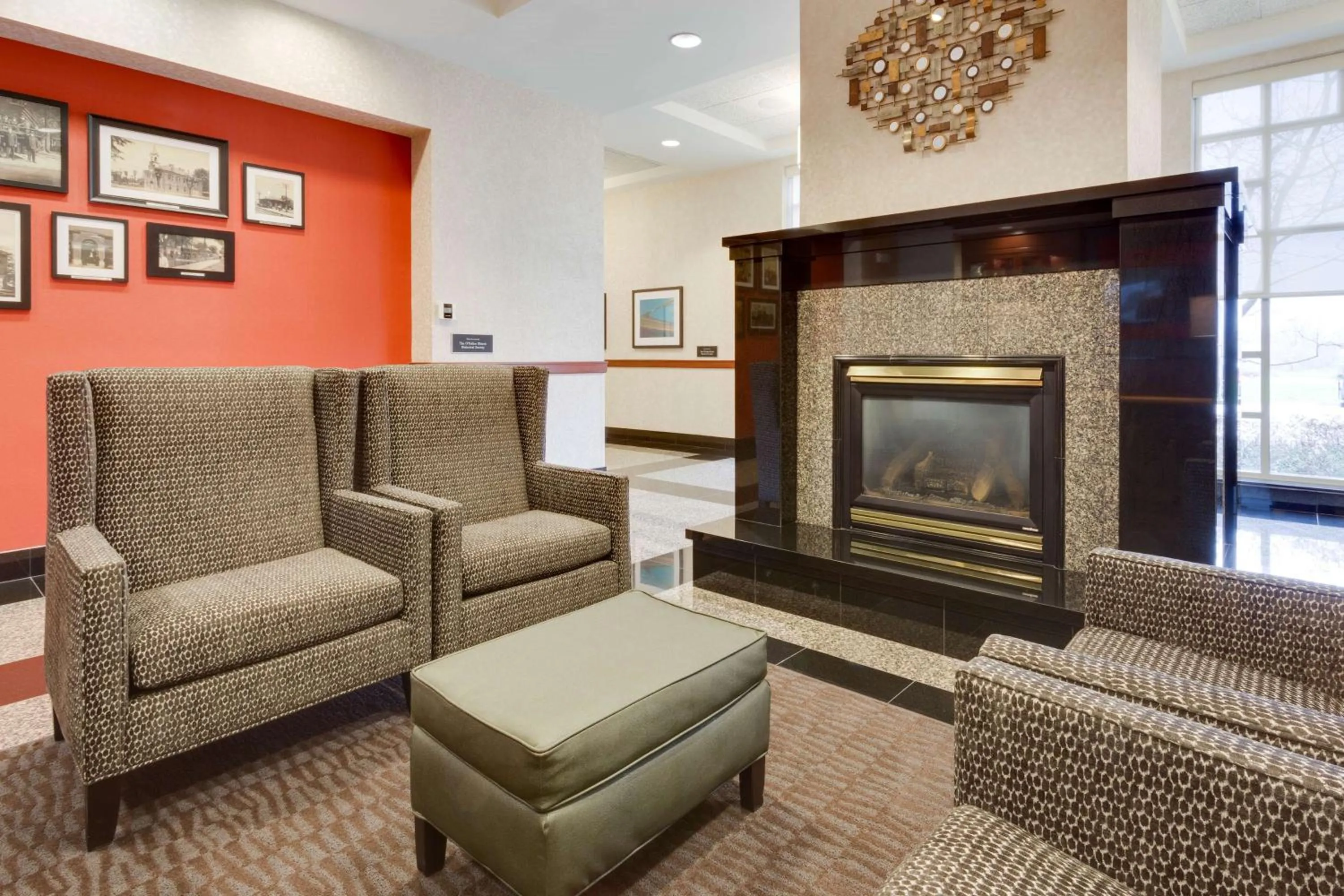 Lobby or reception in Drury Inn & Suites St. Louis/O'Fallon, IL