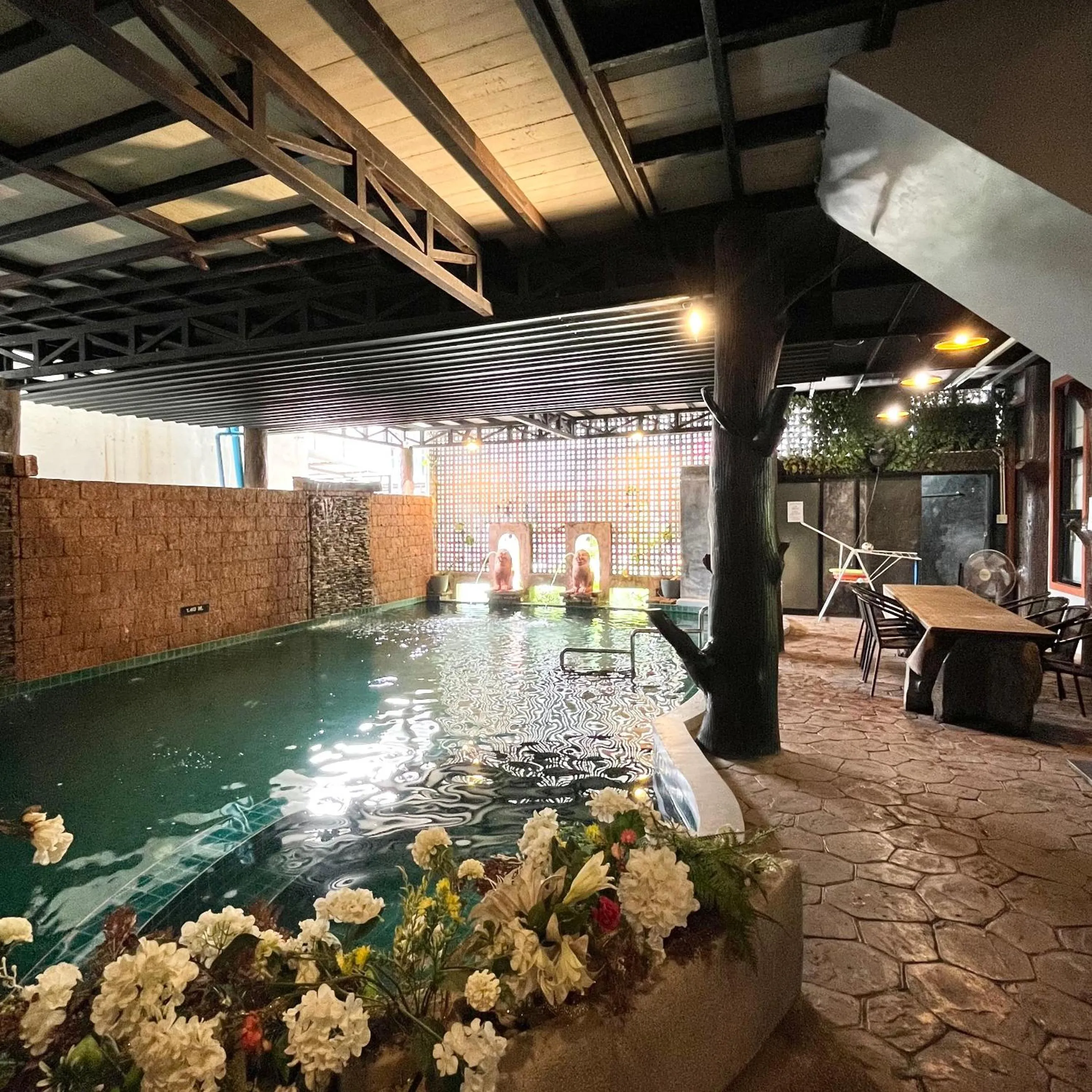 Swimming pool in Nice Villa Resort Hat Yai