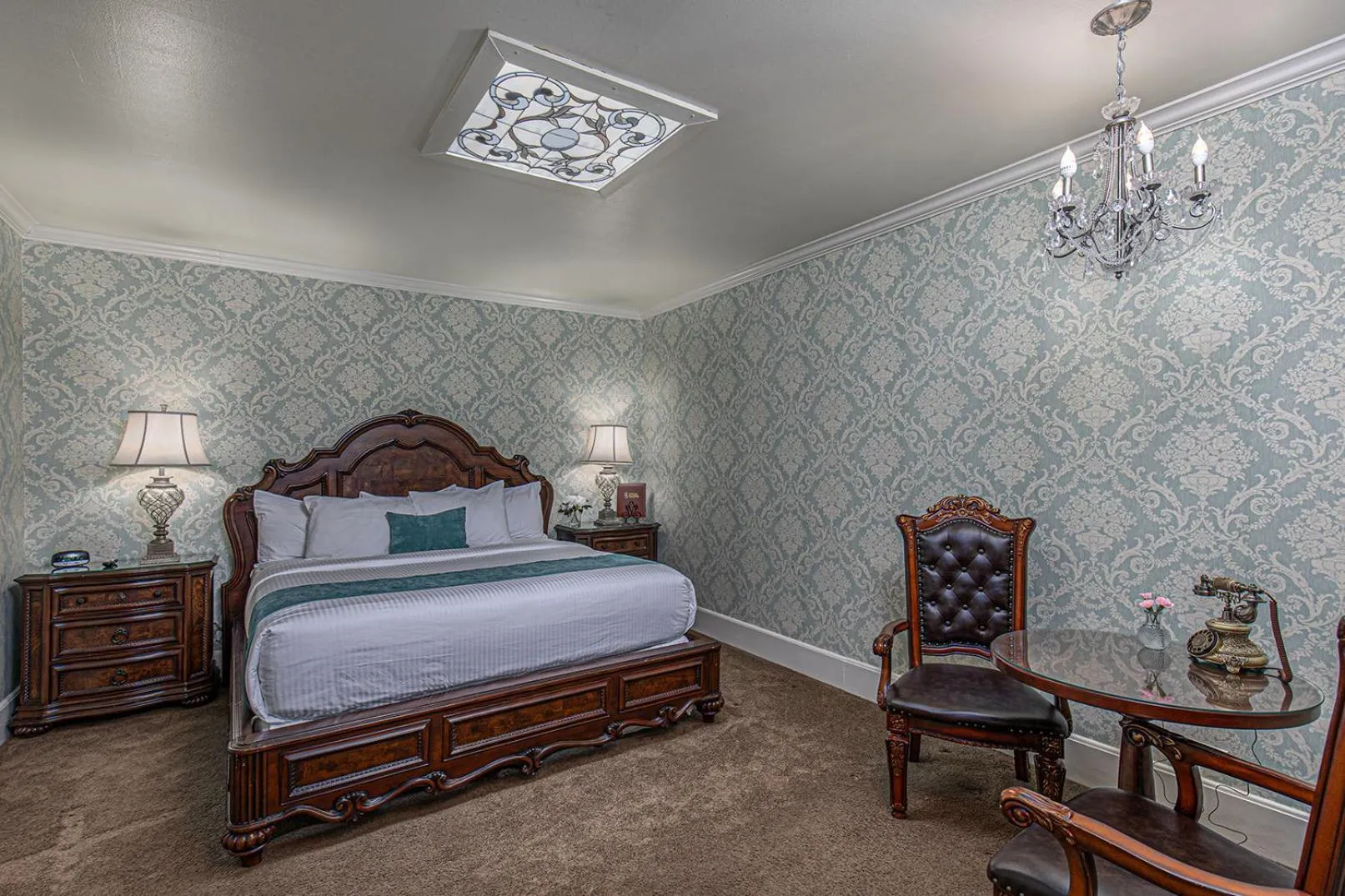 Bed in General Palmer Hotel