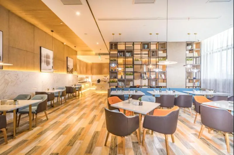 Atour Hotel Huaibei City Government Plaza