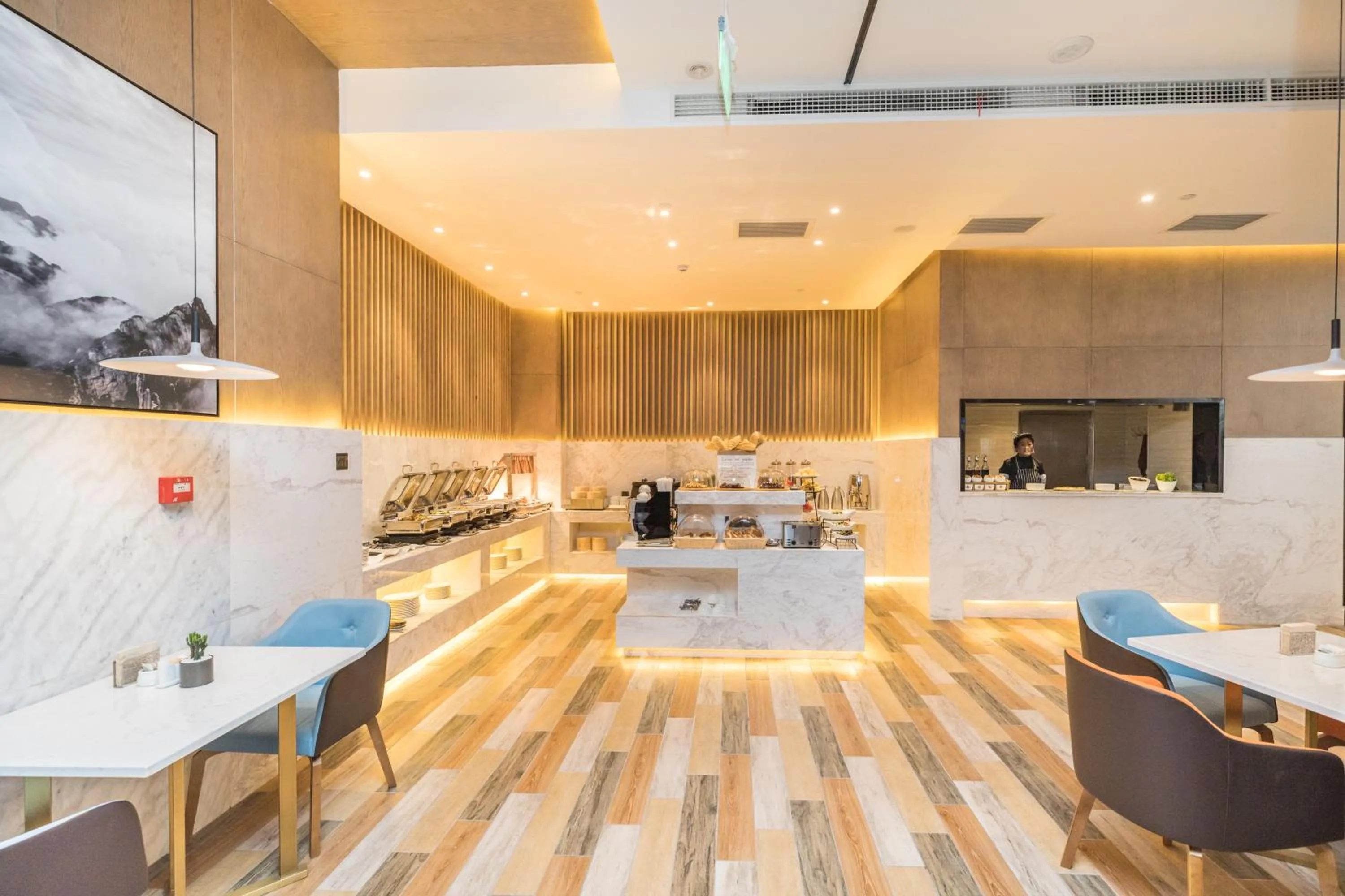 Restaurant/places to eat in Atour Hotel Huaibei City Government Plaza