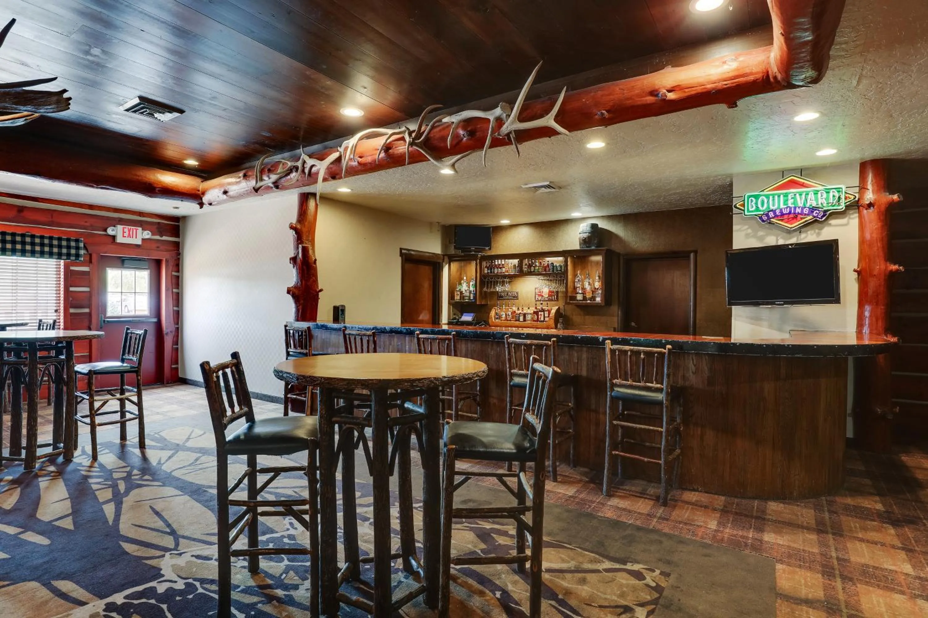 Lounge or bar in Stoney Creek Hotel Columbia