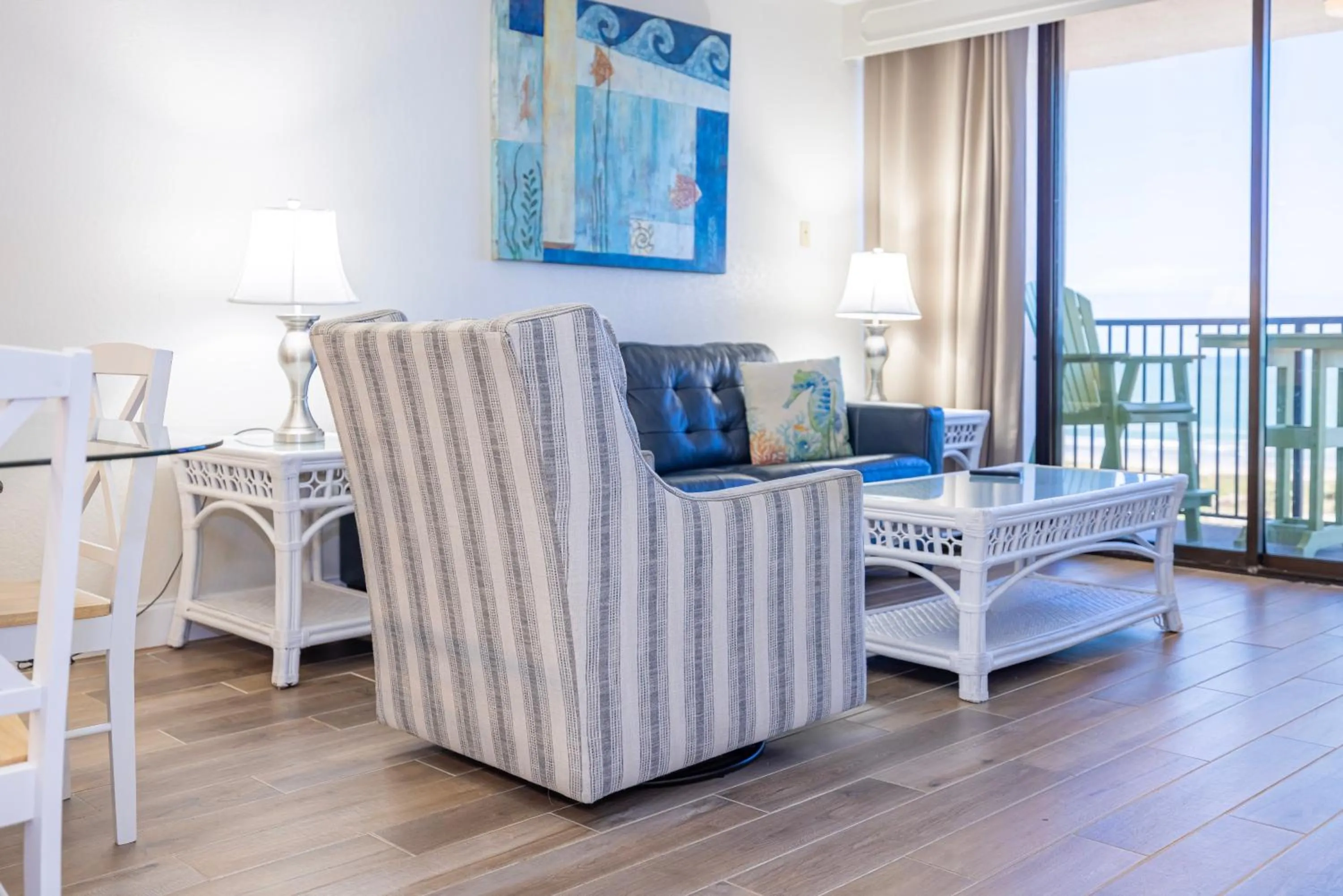 Living room in Isla Grand Beach Resort