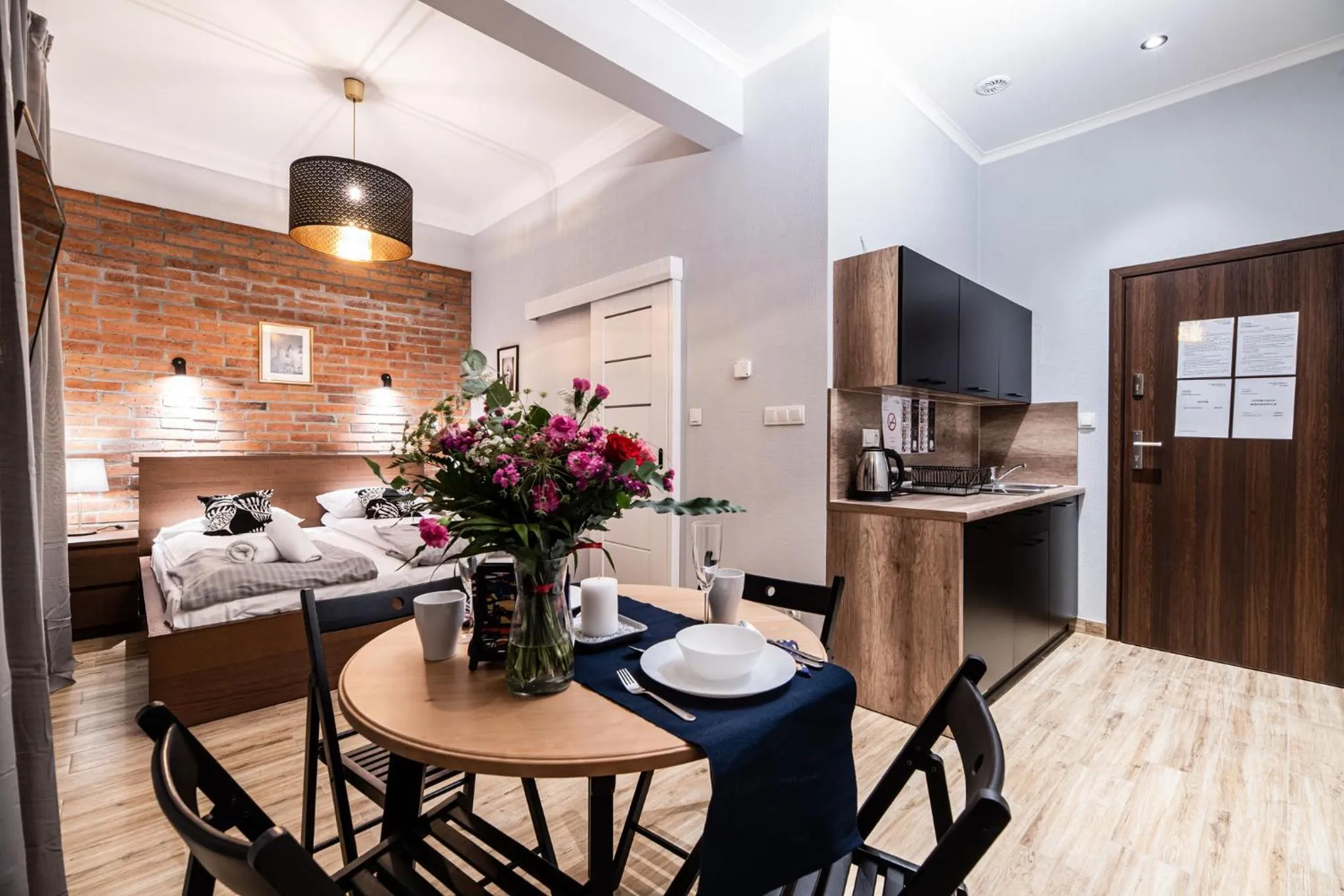 Living room in Lubomirskiego 23 Residence - great location, 10 min to Main Square by foot, right next to Main Rail and Bus Station