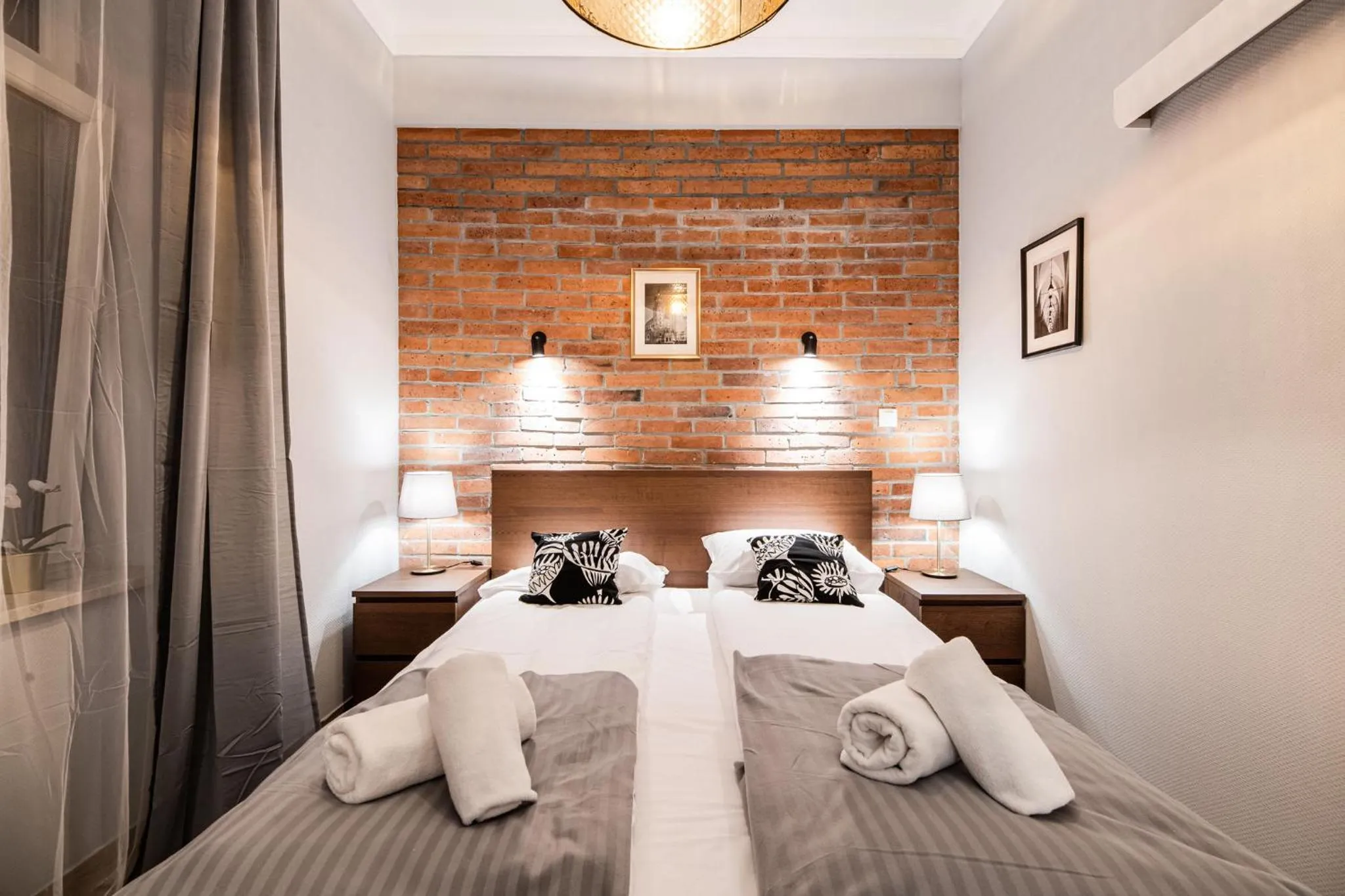 Bed in Lubomirskiego 23 Residence - great location, 10 min to Main Square by foot, right next to Main Rail and Bus Station