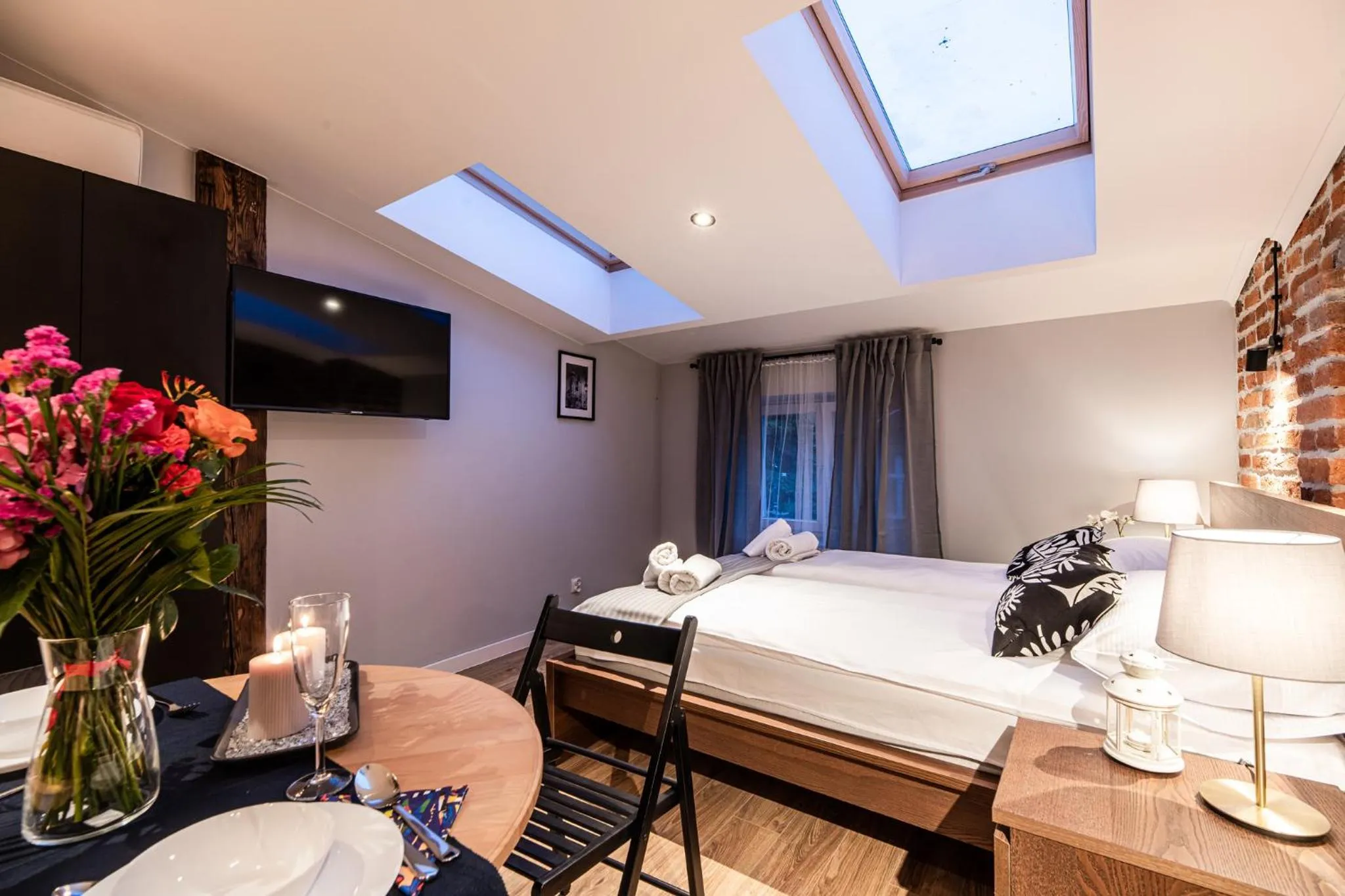 Photo of the whole room in Lubomirskiego 23 Residence - great location, 10 min to Main Square by foot, right next to Main Rail and Bus Station